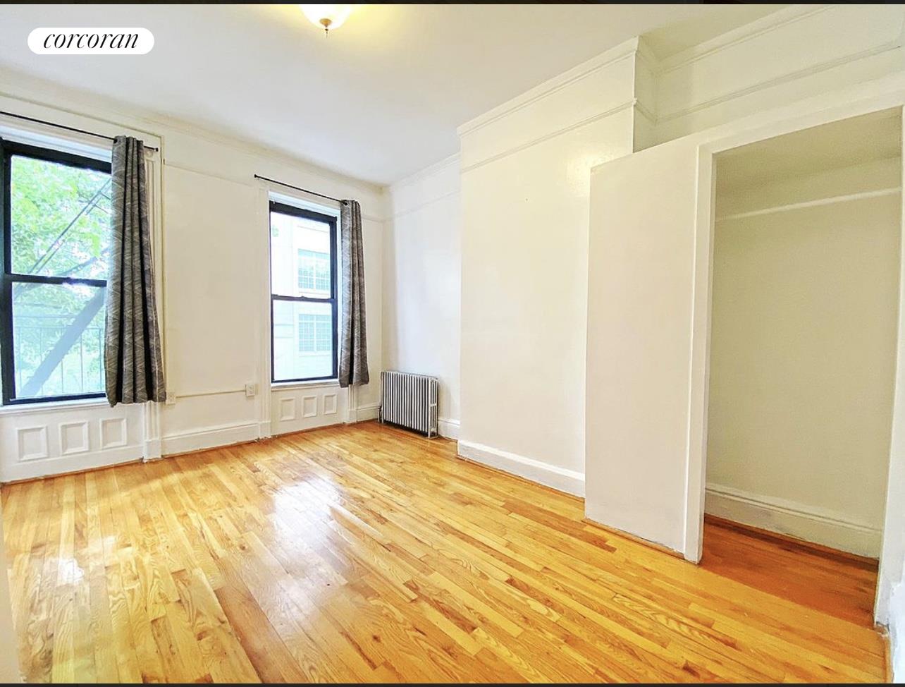 629 Baltic Street 2, Park Slope, Brooklyn, New York - 2 Bedrooms  
1 Bathrooms  
4 Rooms - 