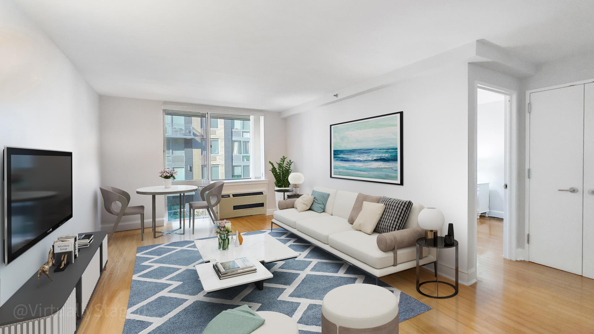 505 West 47th Street 4Fs, Hells Kitchen, Midtown West, NYC - 1 Bedrooms  
1 Bathrooms  
4 Rooms - 