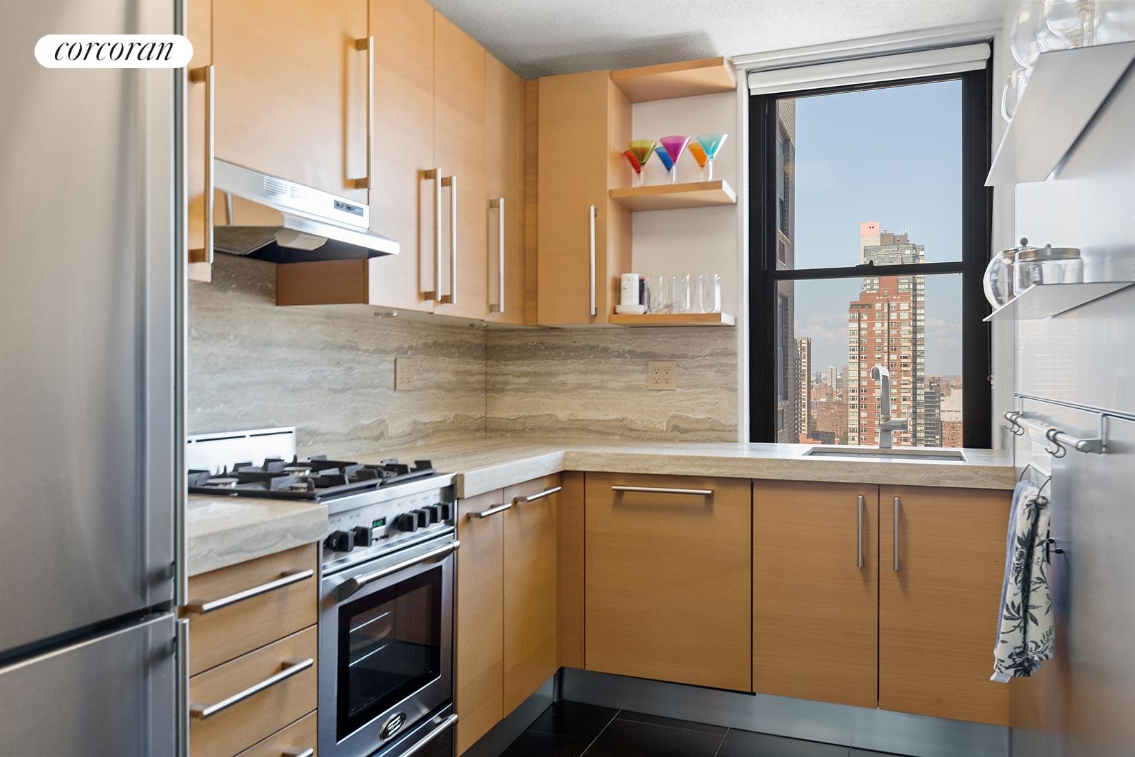 301 East 87th Street 24F, Yorkville, Upper East Side, NYC - 1 Bedrooms  
1 Bathrooms  
4 Rooms - 