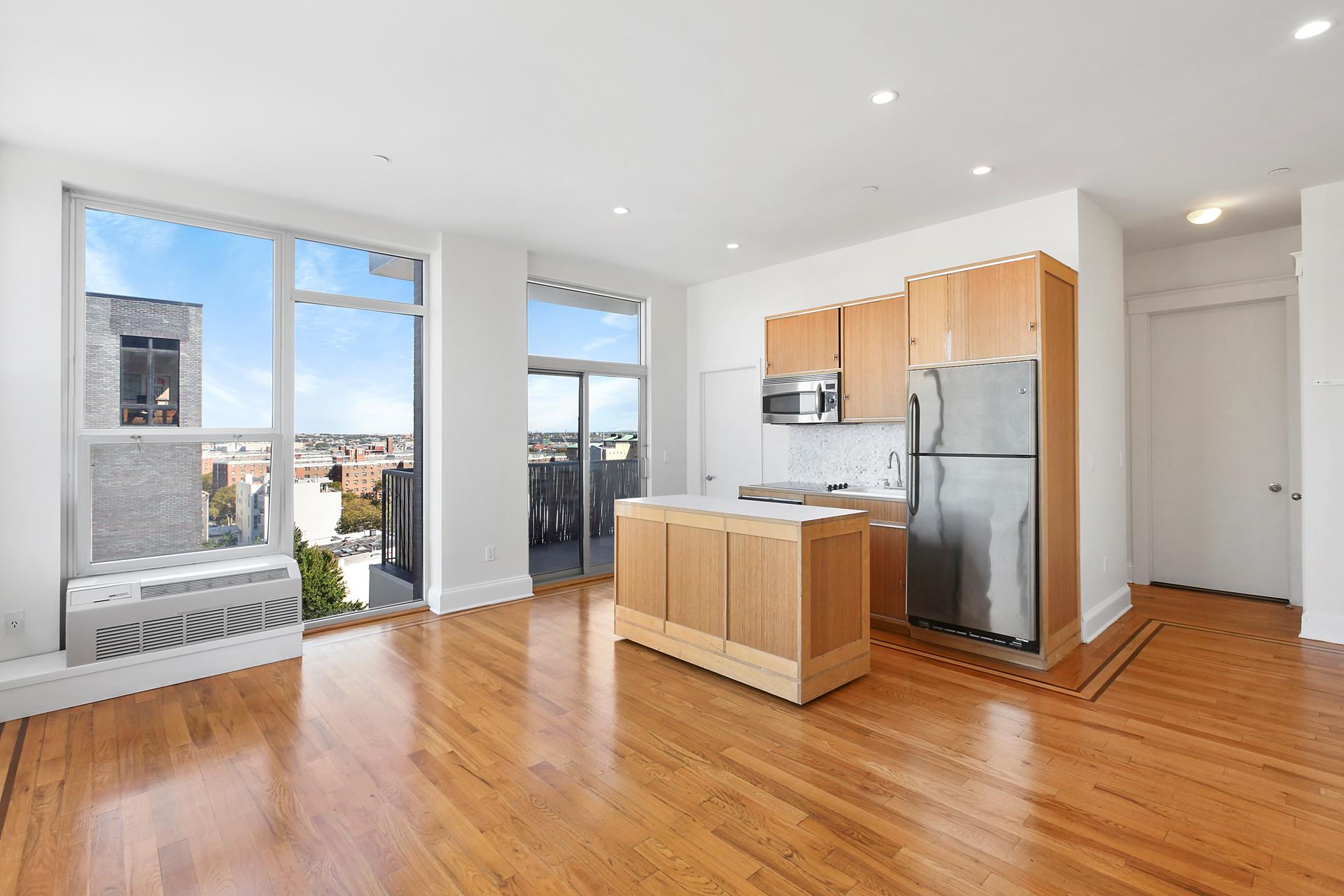 480 Humboldt Street 10B, Williamsburg North, Brooklyn, New York - 2 Bedrooms  
1 Bathrooms  
4 Rooms - 