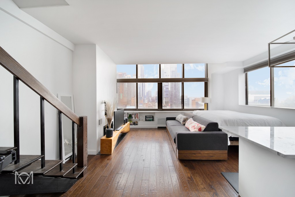 529 West 42nd Street 9S, Hell S Kitchen, Midtown West, NYC - 1 Bathrooms  
2 Rooms - 