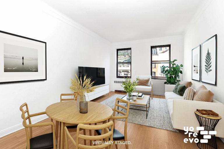 104 East 37th Street 5C, Murray Hill, Midtown East, NYC - 1 Bedrooms  
1 Bathrooms  
3 Rooms - 