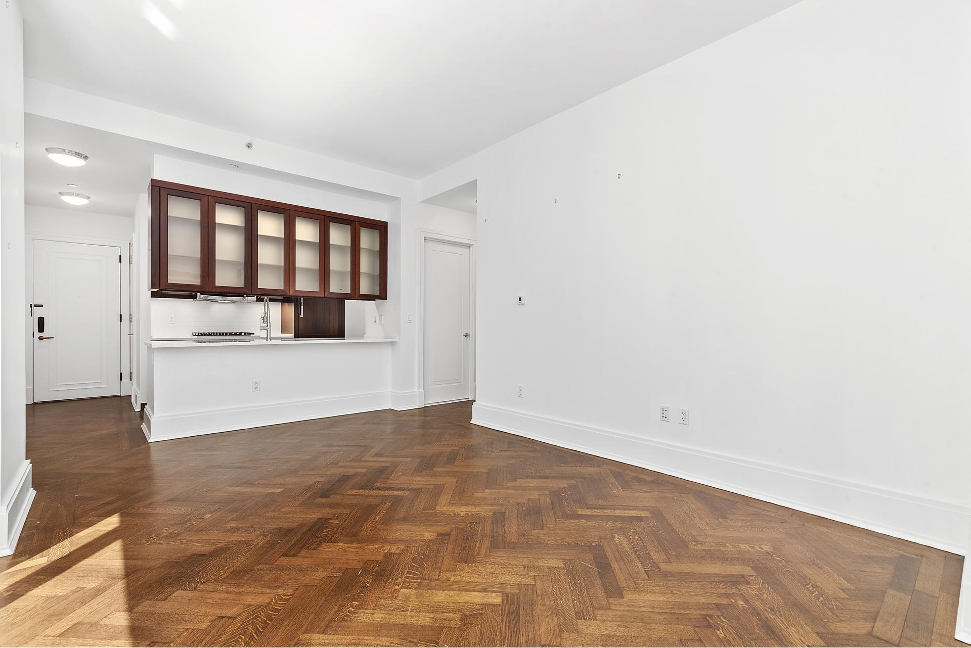 Photo 1 of 205 West 76th Street 5K, Upper West Side, NYC, $995,000, Web #: 1068178953