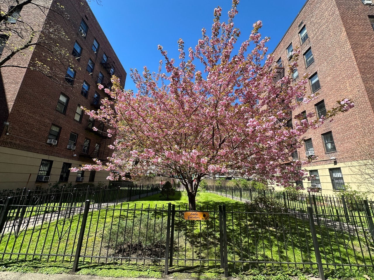 259 Bennett Avenue, New York, NY 10040, 1 Bedroom Bedrooms, 3 Rooms Rooms,1 BathroomBathrooms,Residential,For Sale,245-303 Bennett Ave | Fort Tryon Gardens,Bennett,PRCH-8350882