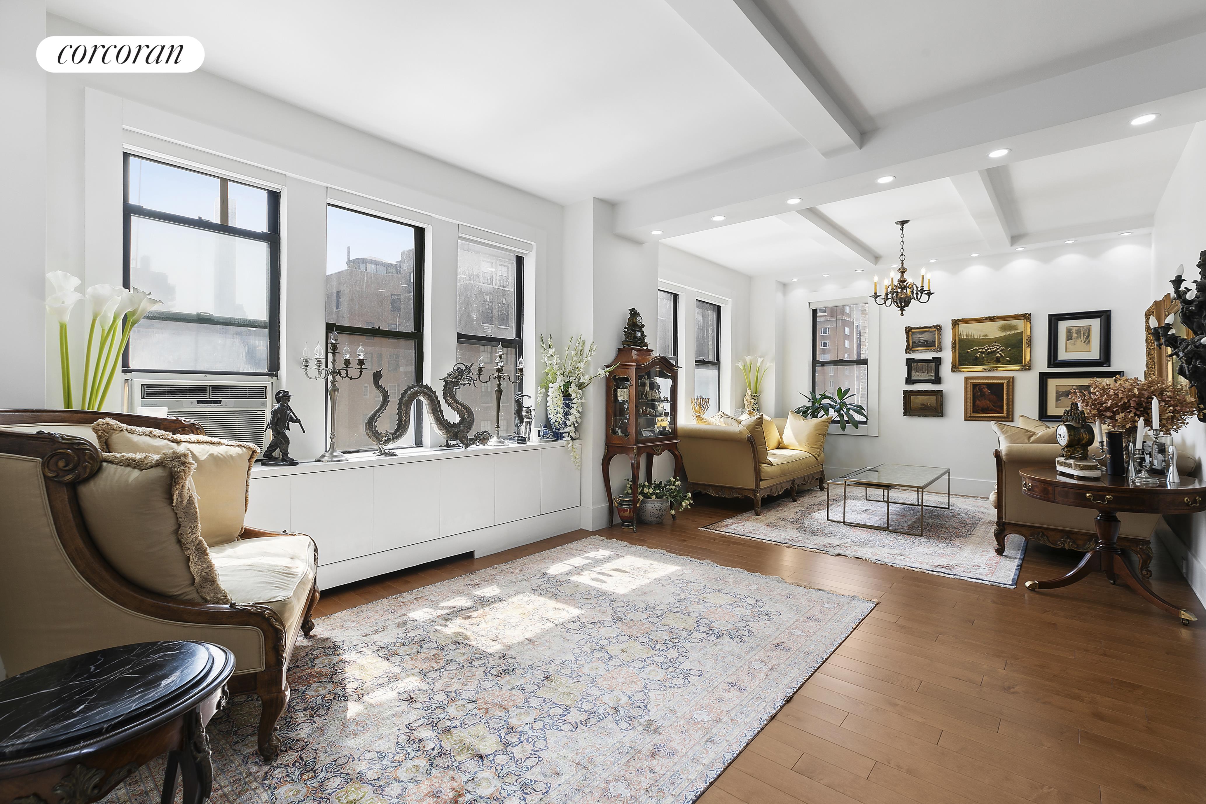157 East 72nd Street 11F, Lenox Hill, Upper East Side, NYC - 3 Bedrooms  
3 Bathrooms  
6 Rooms - 