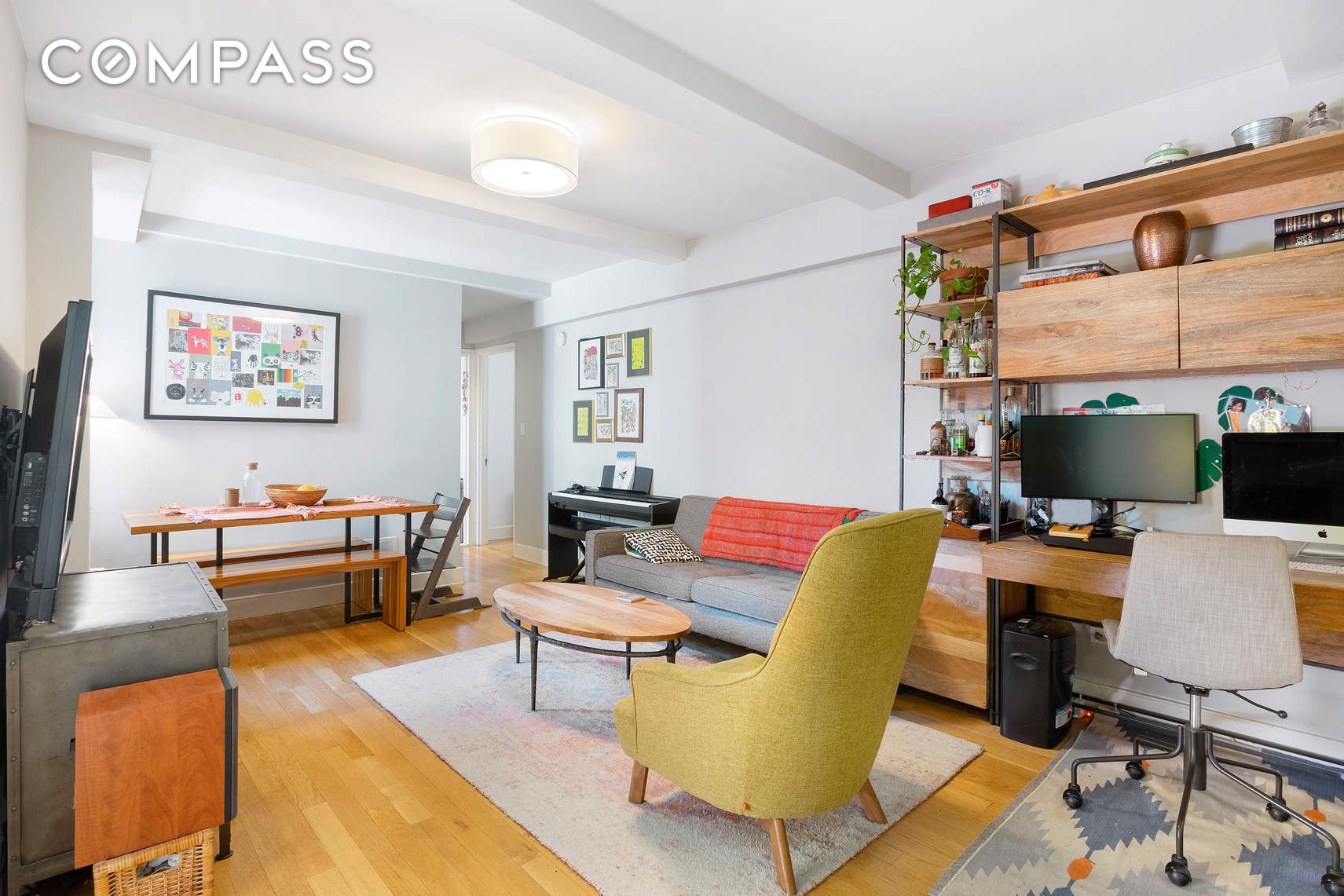 308 West 30th Street 7D, Chelsea, Downtown, NYC - 2 Bedrooms  
1 Bathrooms  
4 Rooms - 