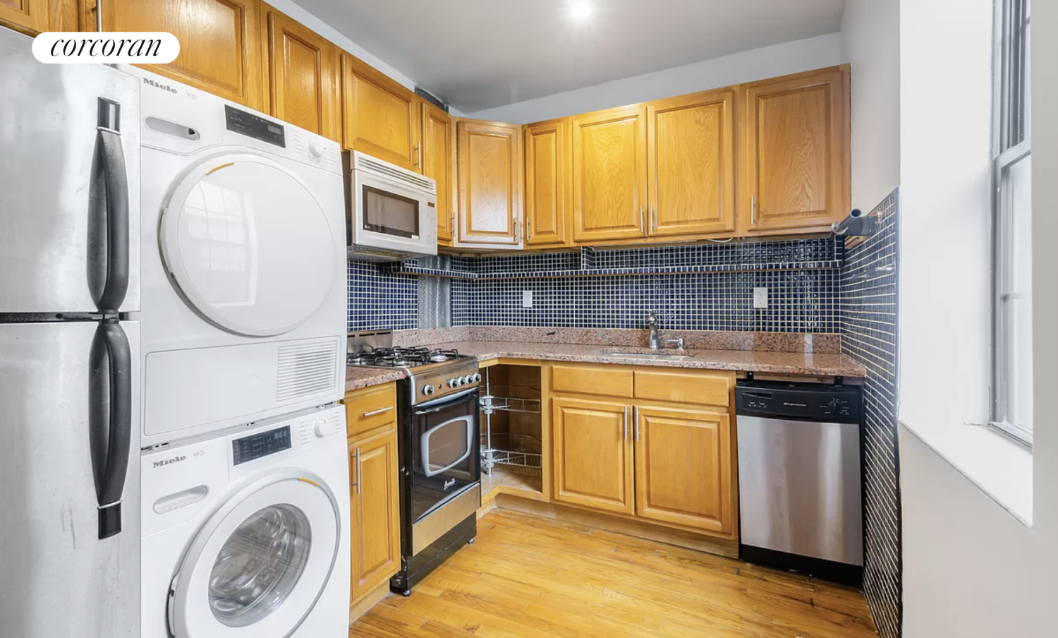 120 Suffolk Street 4B, Lower East Side, Downtown, NYC - 2 Bedrooms  
1 Bathrooms  
5 Rooms - 