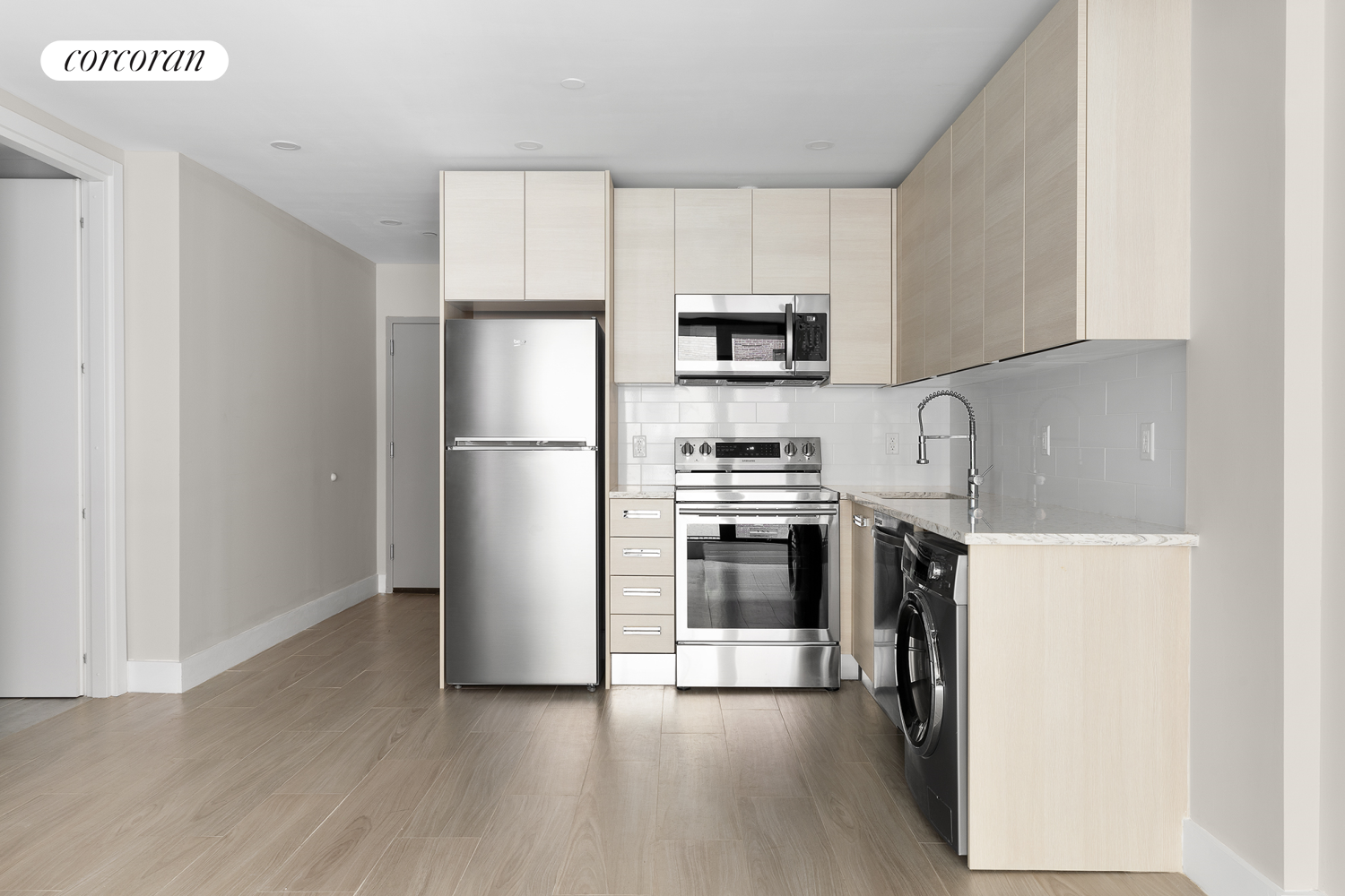 232 E 18TH Street, New York, NY 11226, 1 Bedroom Bedrooms, 3 Rooms Rooms,1 BathroomBathrooms,Residential,For Sale,PARK WEST,18TH,RPLU-33422968171