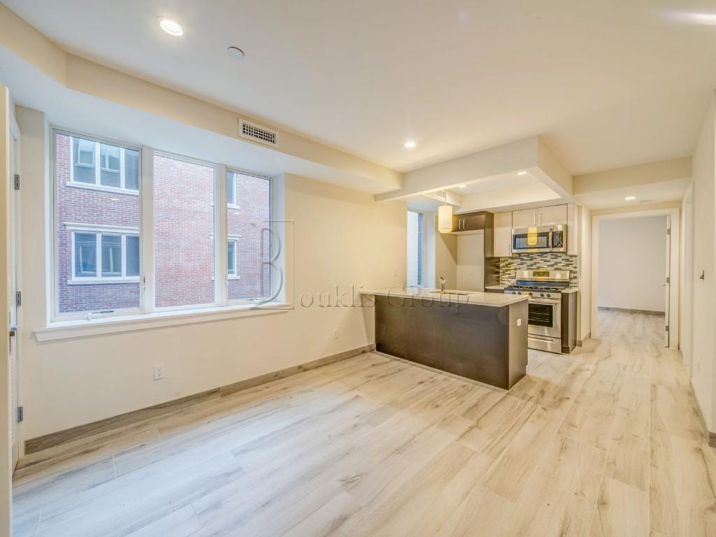 30-68 38th Street, Astoria, Queens, New York - 1 Bedrooms  
1 Bathrooms  
4 Rooms - 