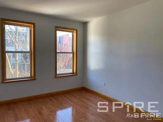 3422 Irwin Avenue 1, Riverdale, Bronx, New York - 5 Bedrooms  
3 Bathrooms  
7 Rooms - 