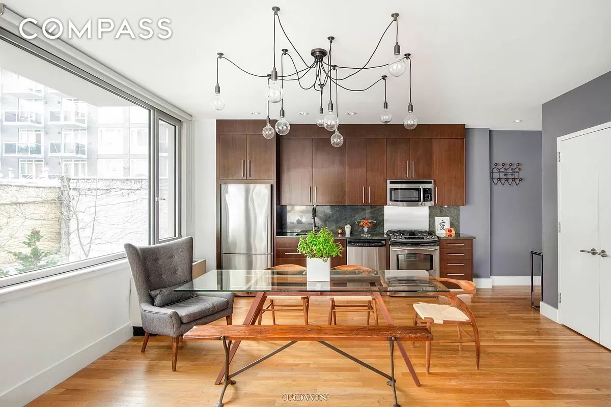 Photo 1 of 154 Attorney Street 204, Lower East Side, NYC, $800,000, Web #: 1069549970
