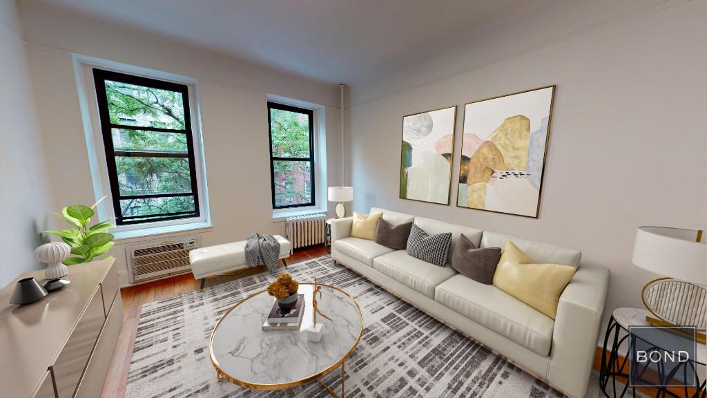 313 East 93rd Street 3A, Upper East Side, Upper East Side, NYC - 2 Bedrooms  
1 Bathrooms  
4 Rooms - 