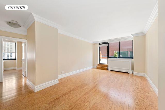 377 Rector Place 14D, Battery Park City, Downtown, NYC - 2 Bedrooms  
1 Bathrooms  
4 Rooms - 