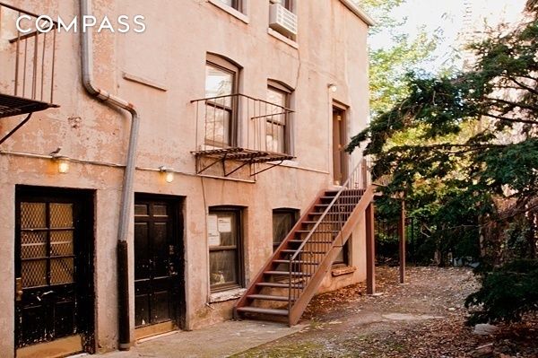 756 Greenwich Street 4R, West Village, Downtown, NYC - 1 Bedrooms  
1 Bathrooms  
3 Rooms - 