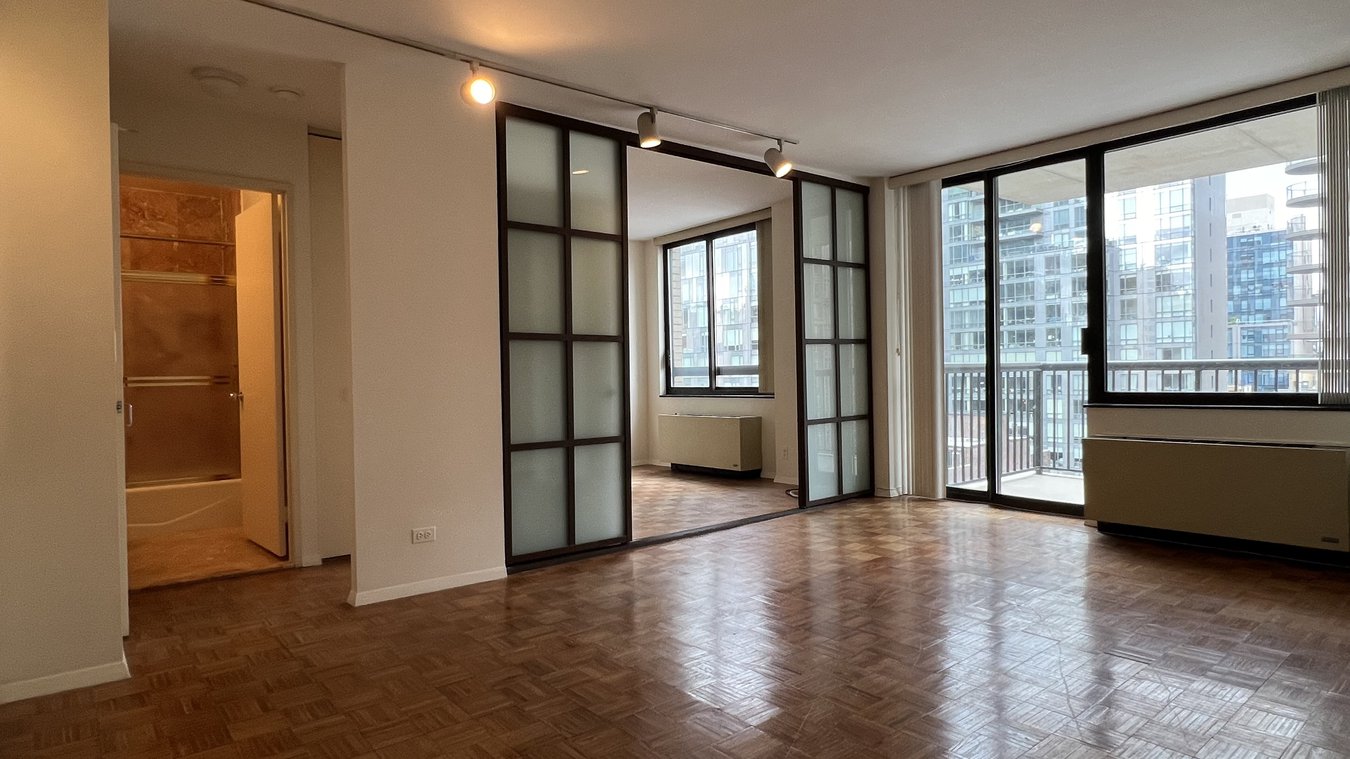 171 East 84th Street 11F, Upper East Side, Upper East Side, NYC - 1 Bedrooms  
1 Bathrooms  
3 Rooms - 