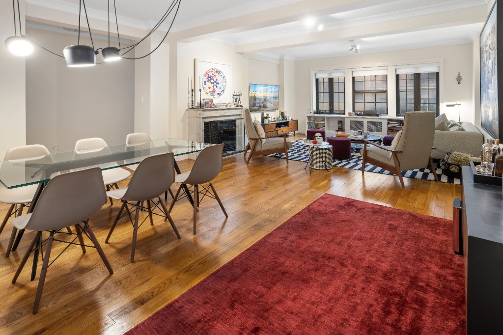 35 East 30th Street 3A, Midtown South, Midtown West, NYC - 2 Bedrooms  
2 Bathrooms  
5 Rooms - 
