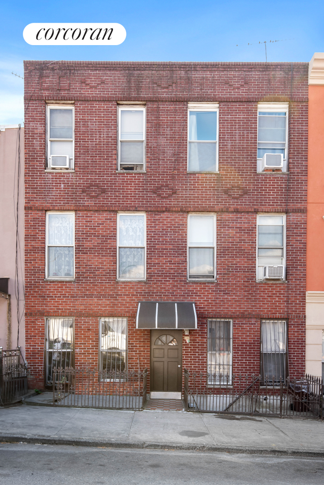 238 26th Street Multifam, Greenwood Heights, Brooklyn, New York - 7 Bedrooms  
7 Bathrooms  
19 Rooms - 