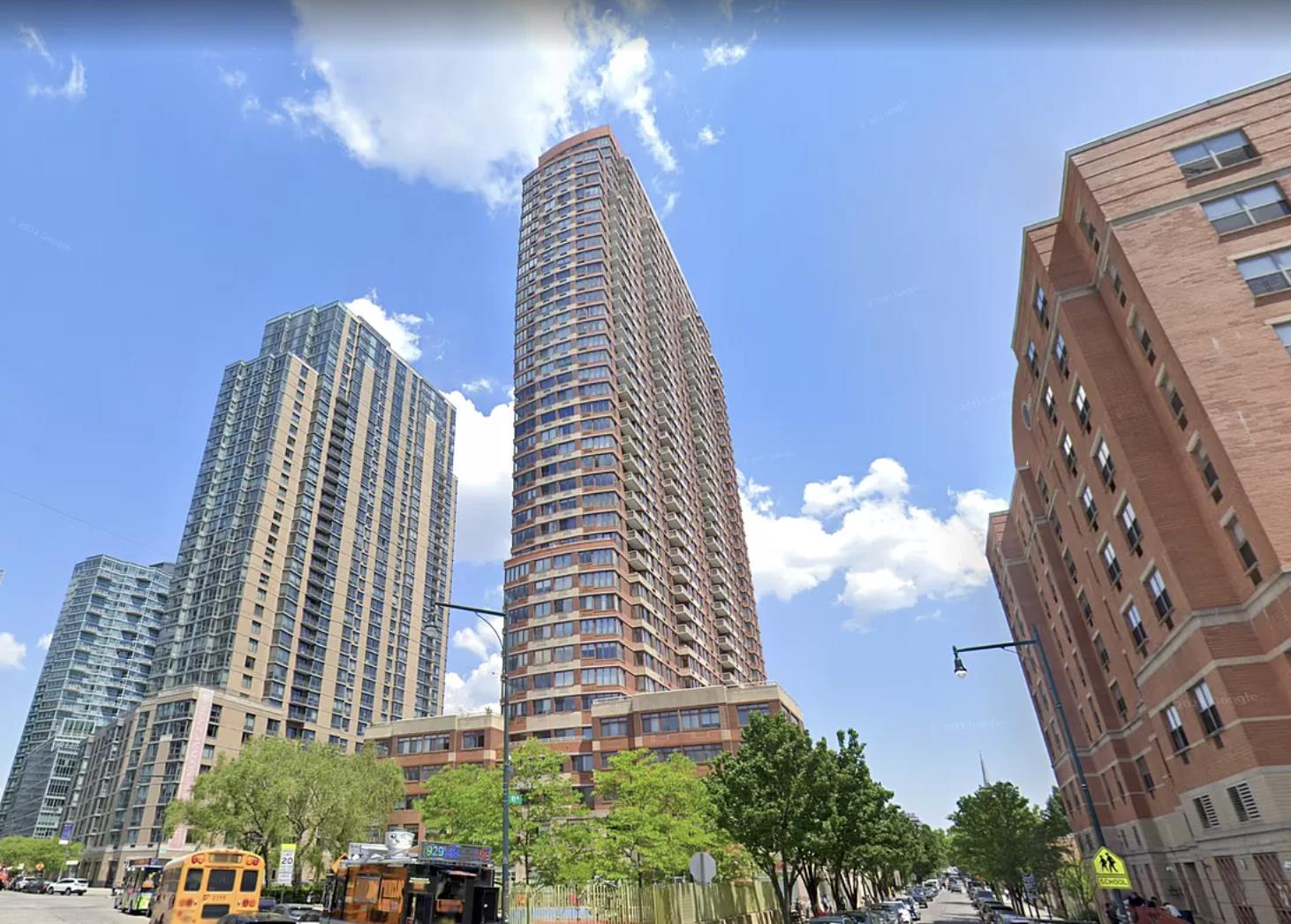 4-74 48th Avenue, Long Island City, Queens, New York - 1 Bedrooms  
1 Bathrooms  
4 Rooms - 