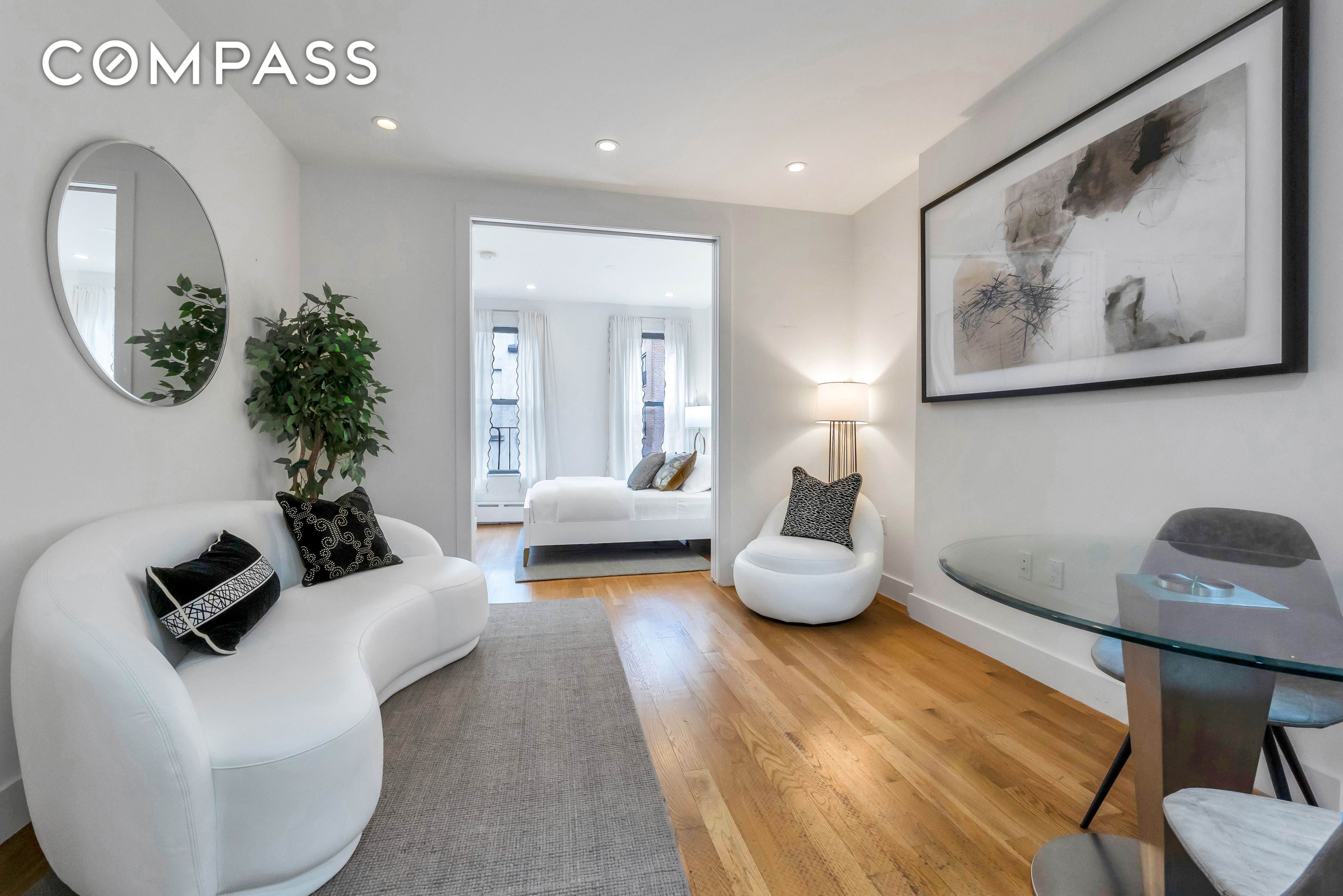 223 West 10th Street 2C, West Village, Downtown, NYC - 1 Bedrooms  
1 Bathrooms  
3 Rooms - 