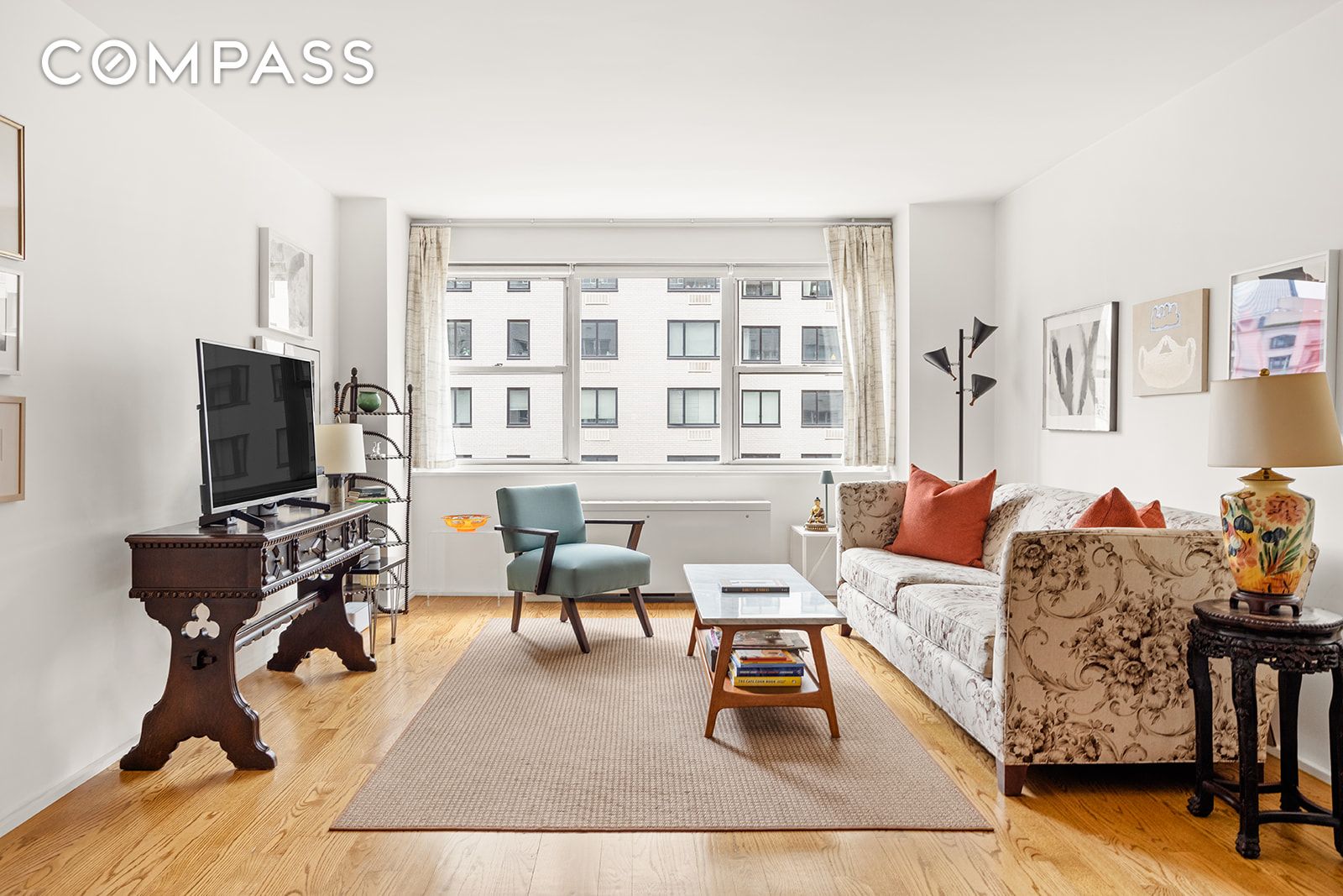 201 East 66th Street 6N, Upper East Side, Upper East Side, NYC - 1 Bedrooms  
1 Bathrooms  
3 Rooms - 