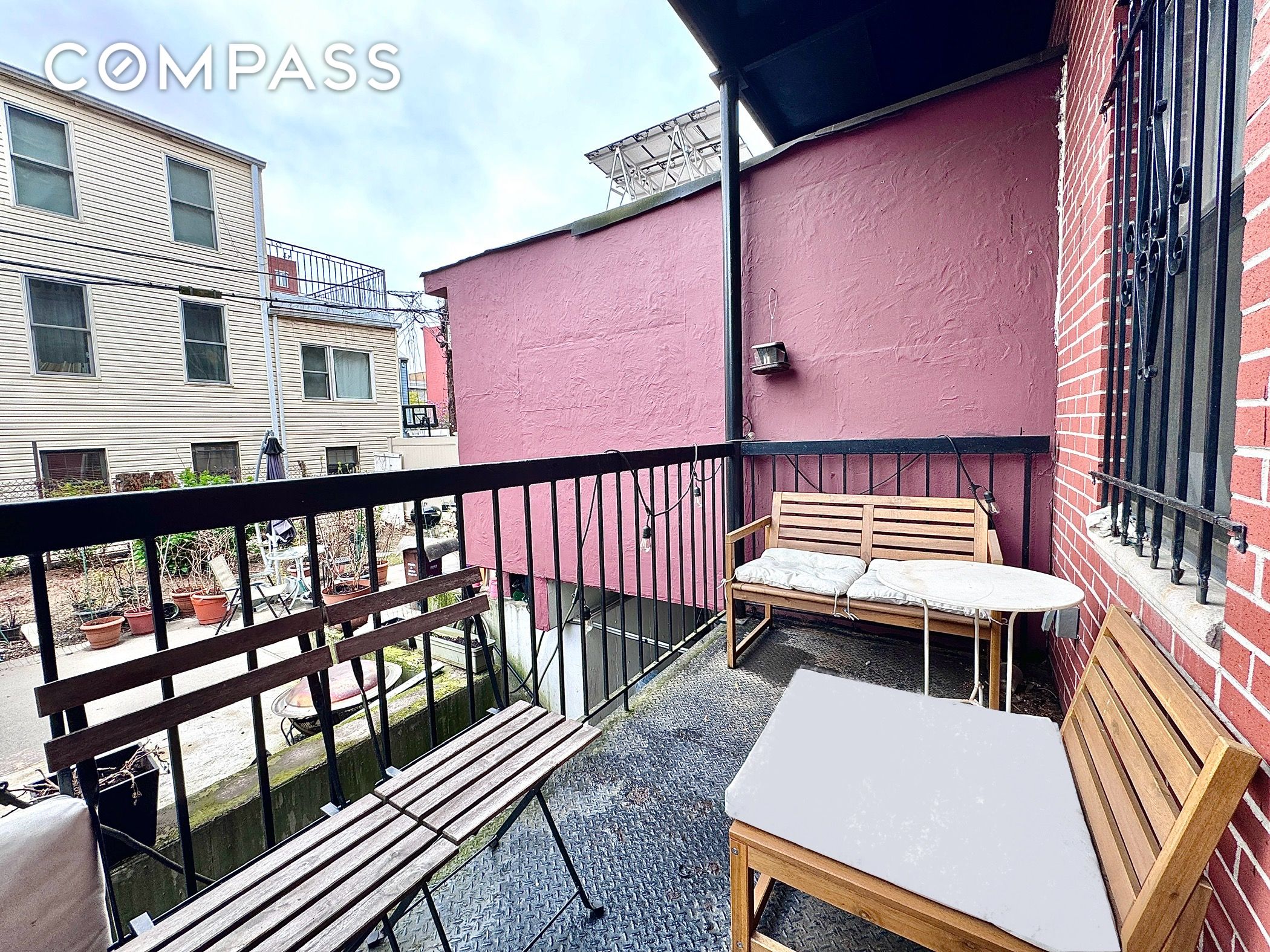 243 16th Street 1L, Park Slope, Brooklyn, New York - 1 Bedrooms  
1 Bathrooms  
3 Rooms - 