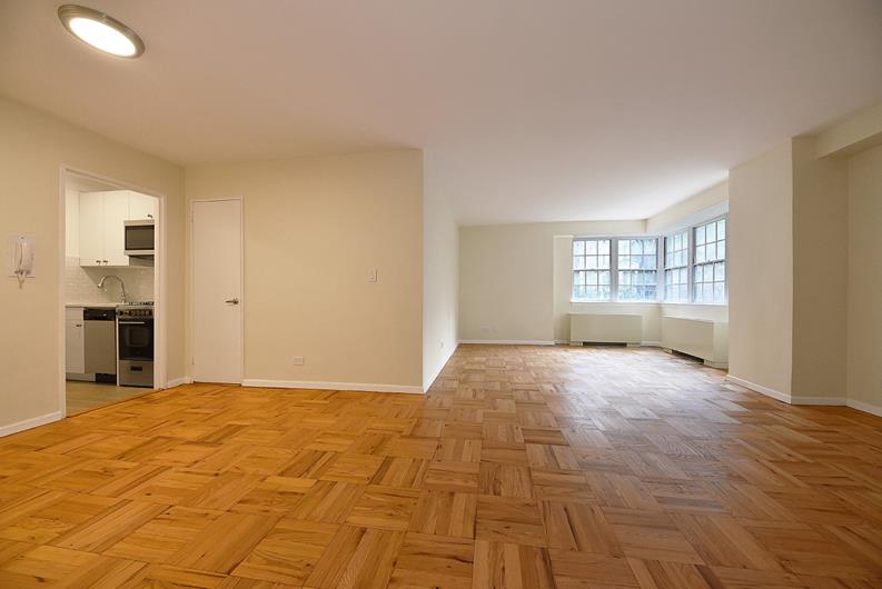 155 East 34th Street 3-E, Murray Hill, Midtown East, NYC - 1 Bathrooms  
3 Rooms - 