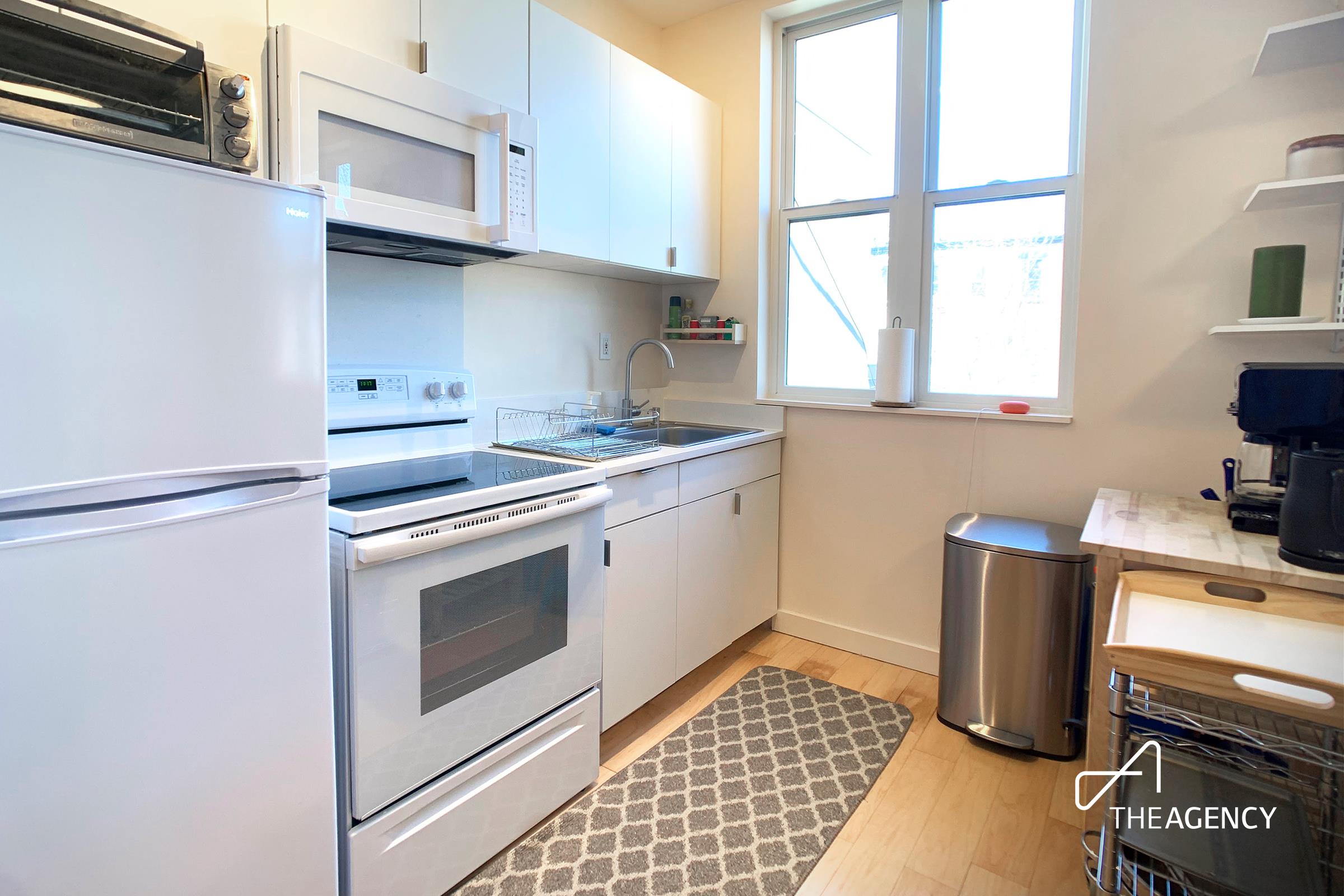 205 Halsey Street 2, Bedford Stuyvesant, Brooklyn, New York - 1 Bedrooms  
1 Bathrooms  
3 Rooms - 