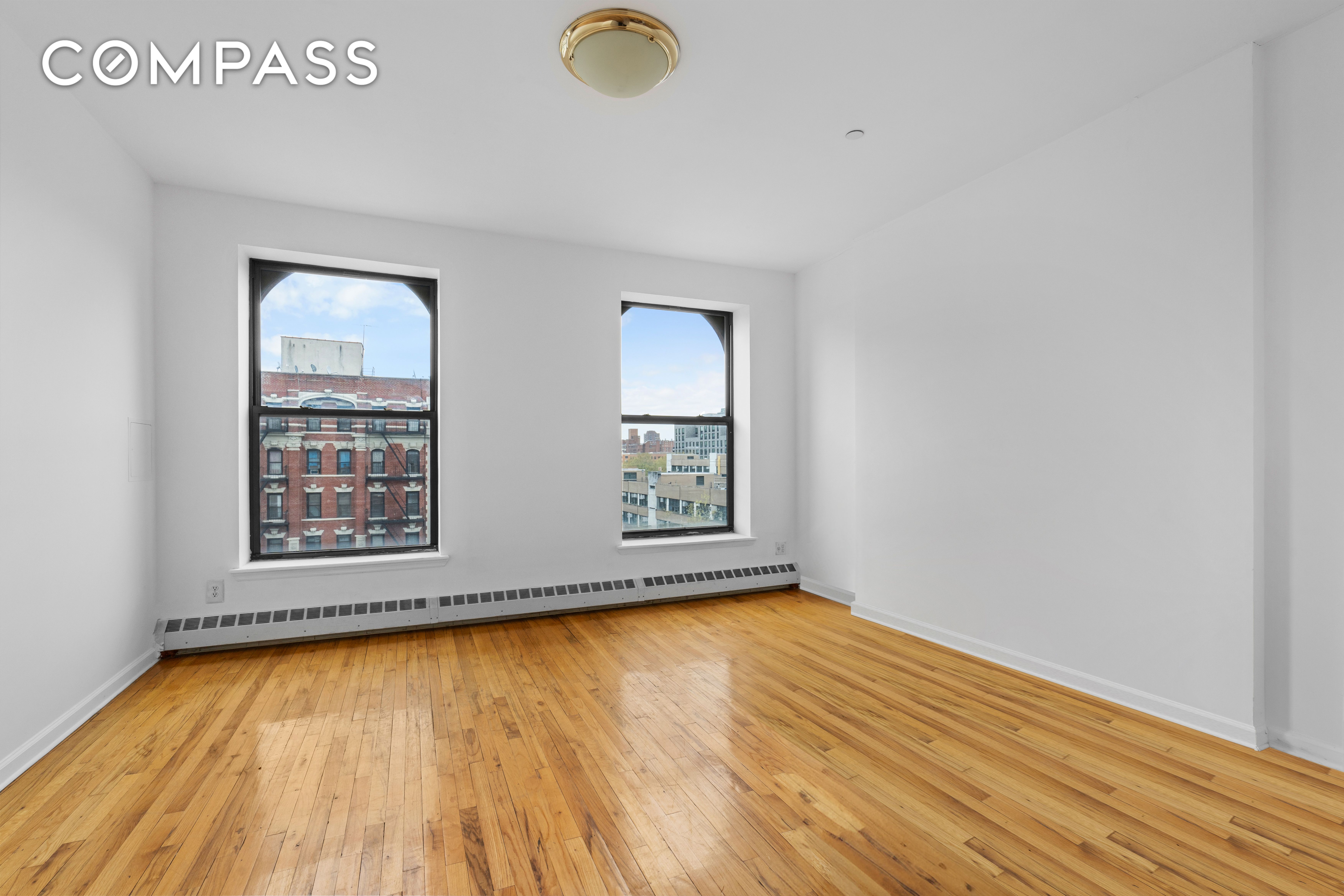 163 Lenox Avenue 5A, Harlem, Upper Manhattan, NYC - 3 Bedrooms  
1 Bathrooms  
6 Rooms - 