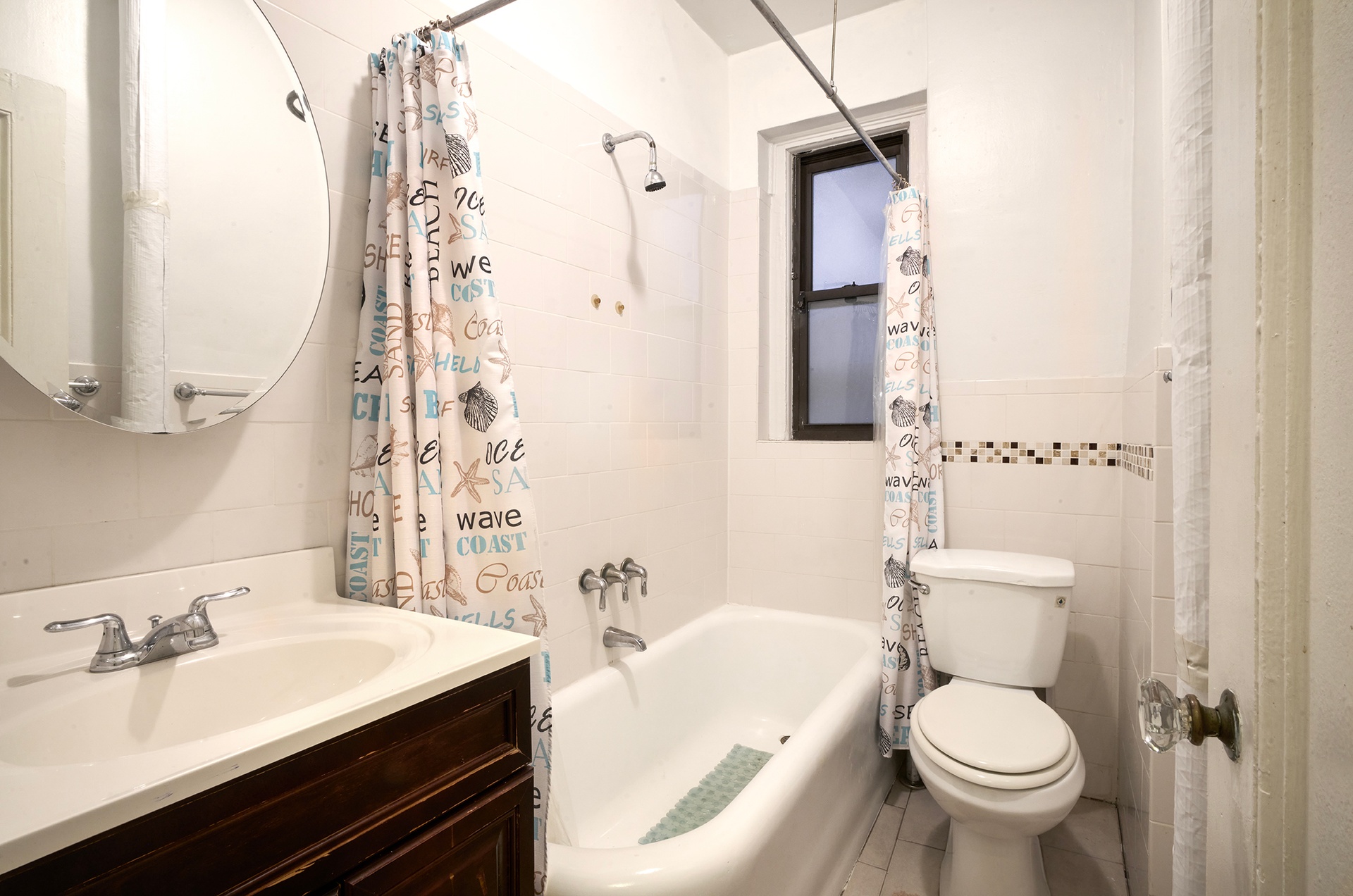 850 St Marks Avenue, New York, NY 11216, 1 Bedroom Bedrooms, 3 Rooms Rooms,1 BathroomBathrooms,Residential,For Sale,St Marks,OLRS-00012035487