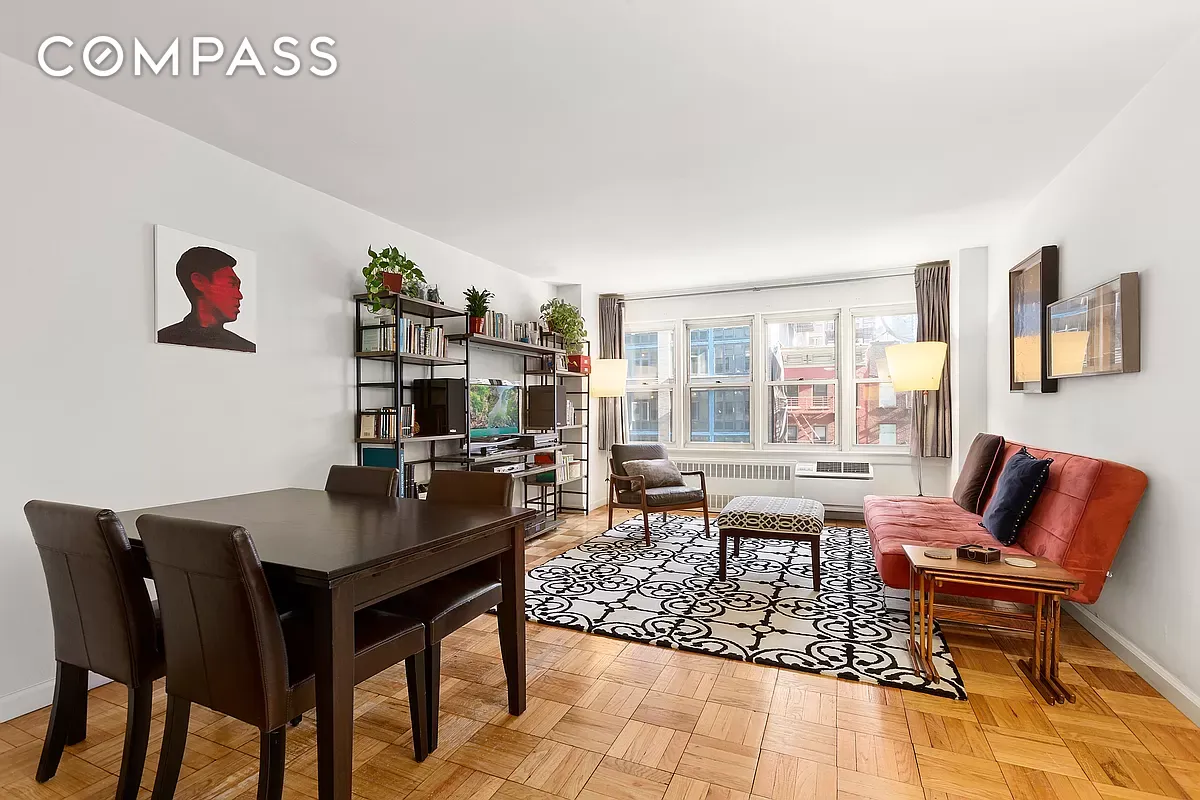 155 East 38th Street 5E, Murray Hill, Midtown East, NYC - 1 Bedrooms  
1 Bathrooms  
3 Rooms - 