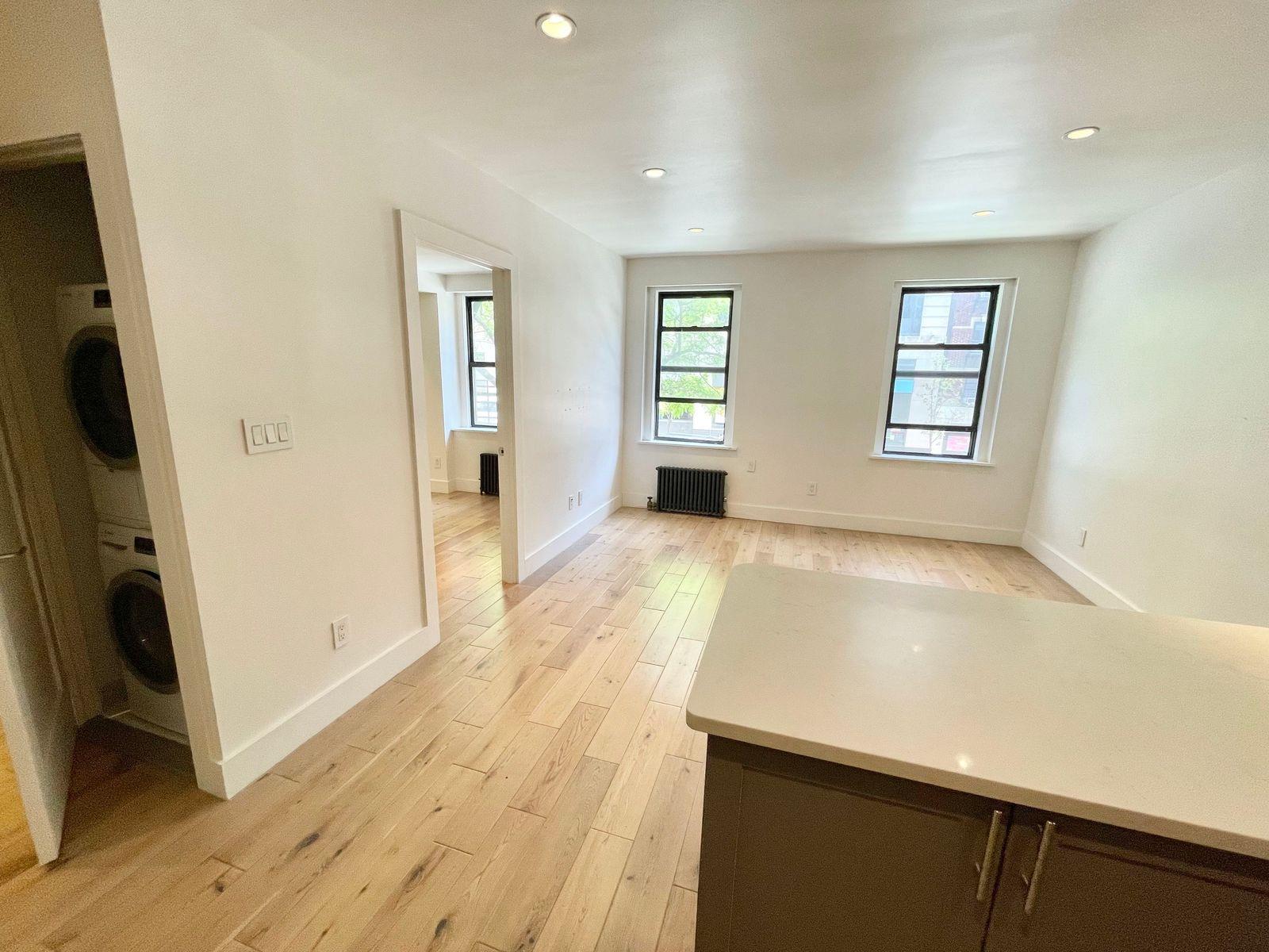 361 East 50th Street 2-E, Turtle Bay, Midtown East, NYC - 1 Bedrooms  
1 Bathrooms  
3 Rooms - 
