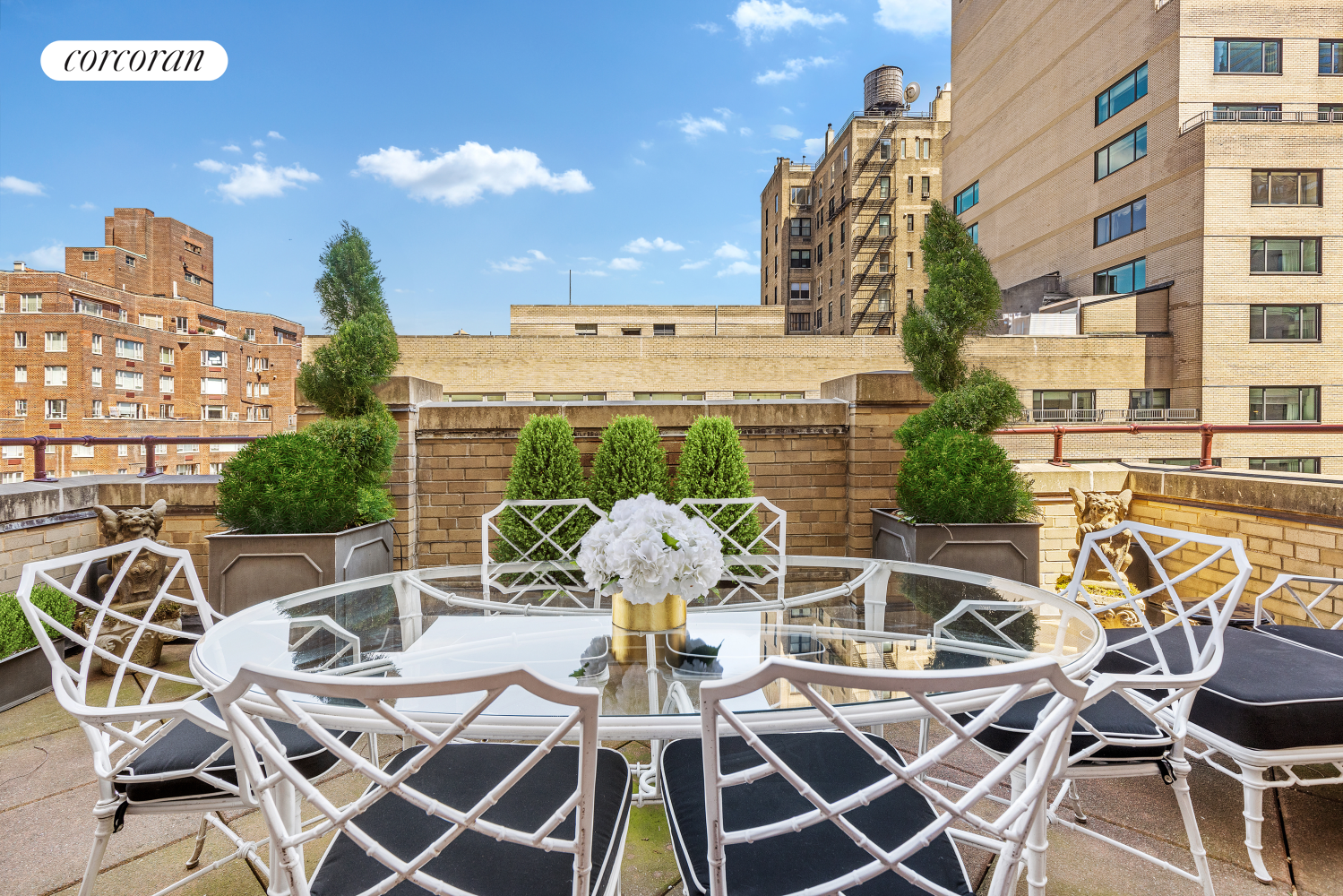 40 East 61st Street 12C, Lenox Hill, Upper East Side, NYC - 1 Bedrooms  
1.5 Bathrooms  
4 Rooms - 