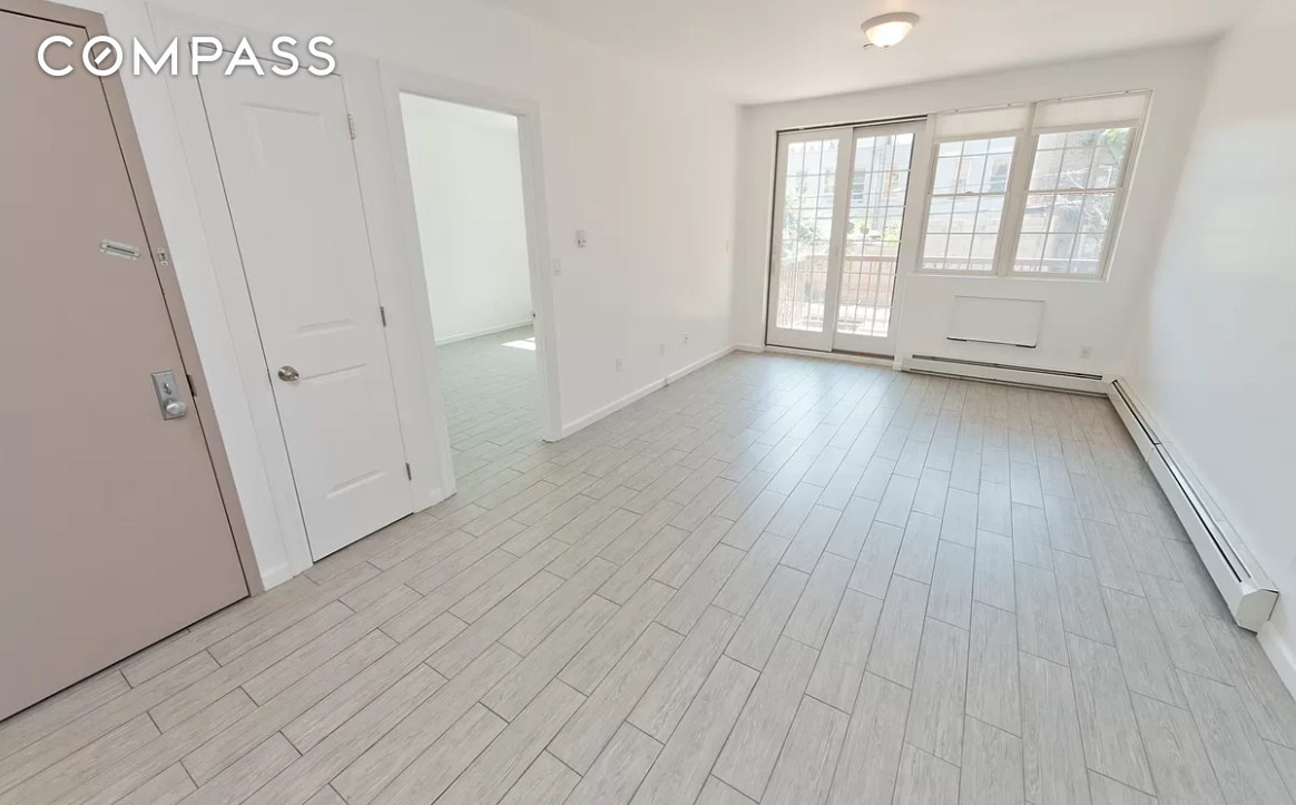 27-57 Crescent Street, Astoria, Queens, New York - 1 Bedrooms  
1 Bathrooms  
3 Rooms - 