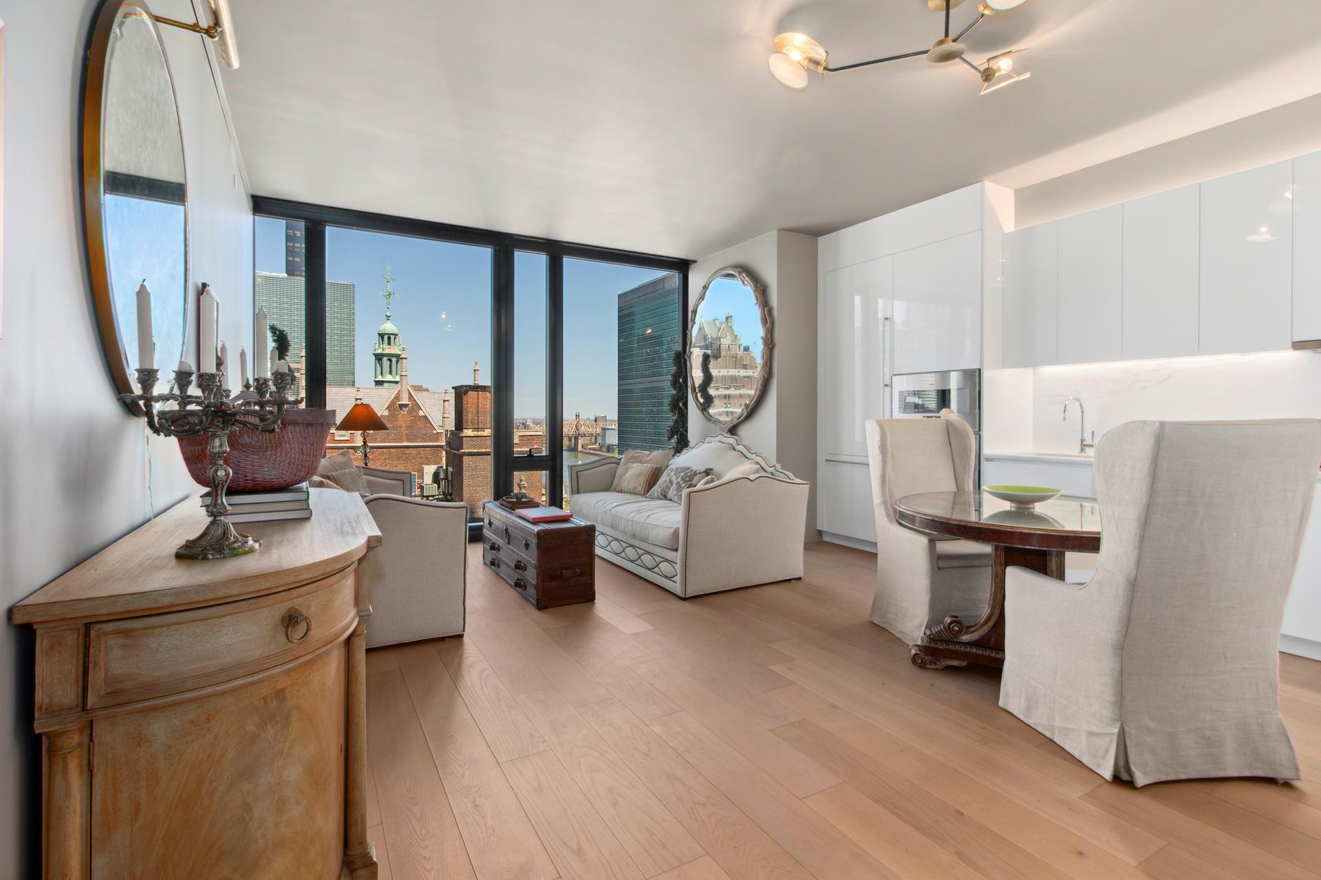 695 1st Avenue 30J, Murray Hill, Midtown East, NYC - 1 Bedrooms  
1 Bathrooms  
3 Rooms - 