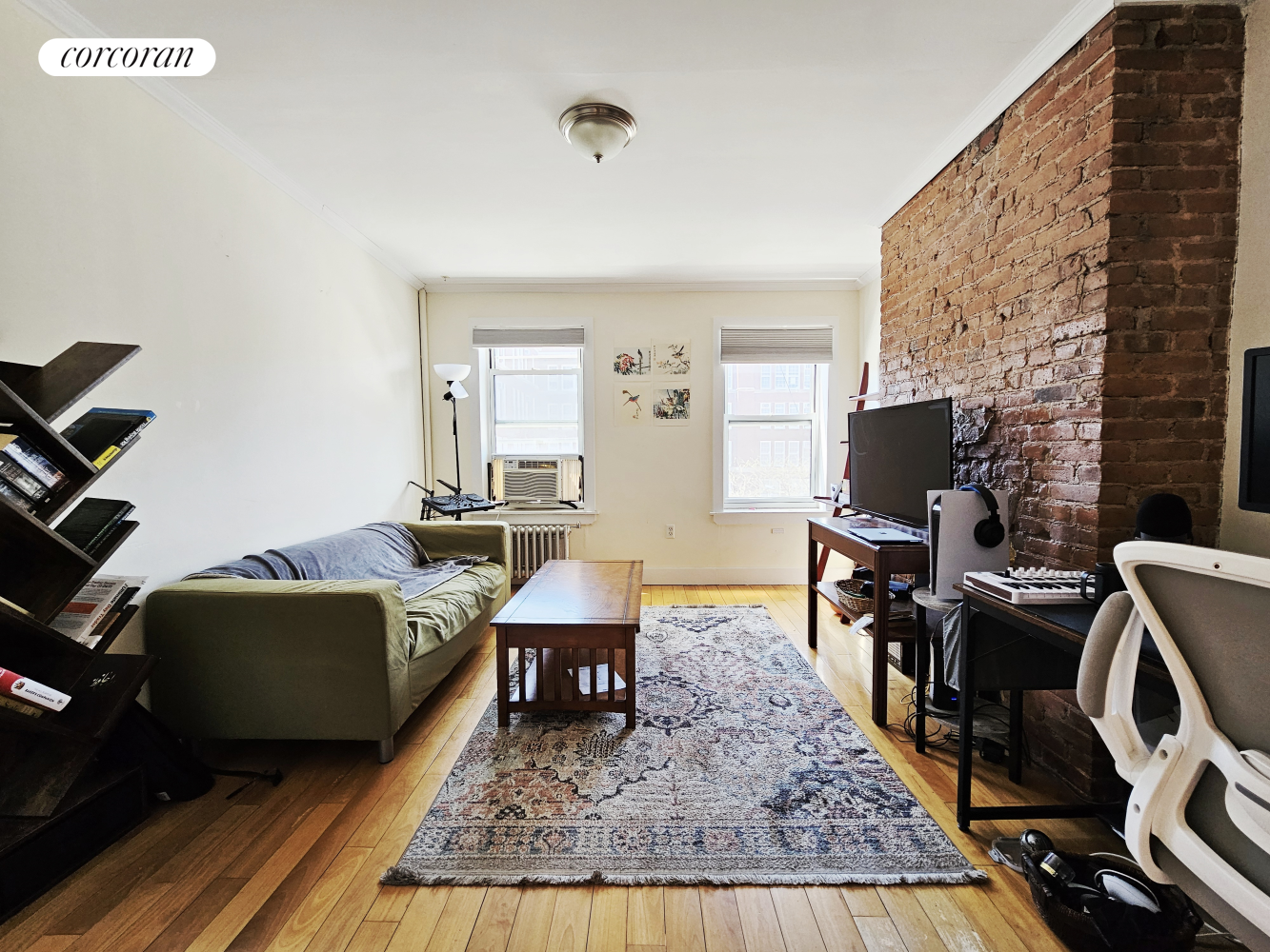 383 Prospect Avenue 3L, South Slope, Brooklyn, New York - 2 Bedrooms  
1 Bathrooms  
4 Rooms - 