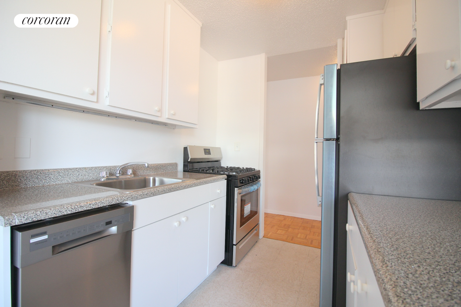 401 2nd Avenue 5C, Gramercy Park And Murray Hill, Downtown, NYC - 1 Bedrooms  
1 Bathrooms  
4 Rooms - 