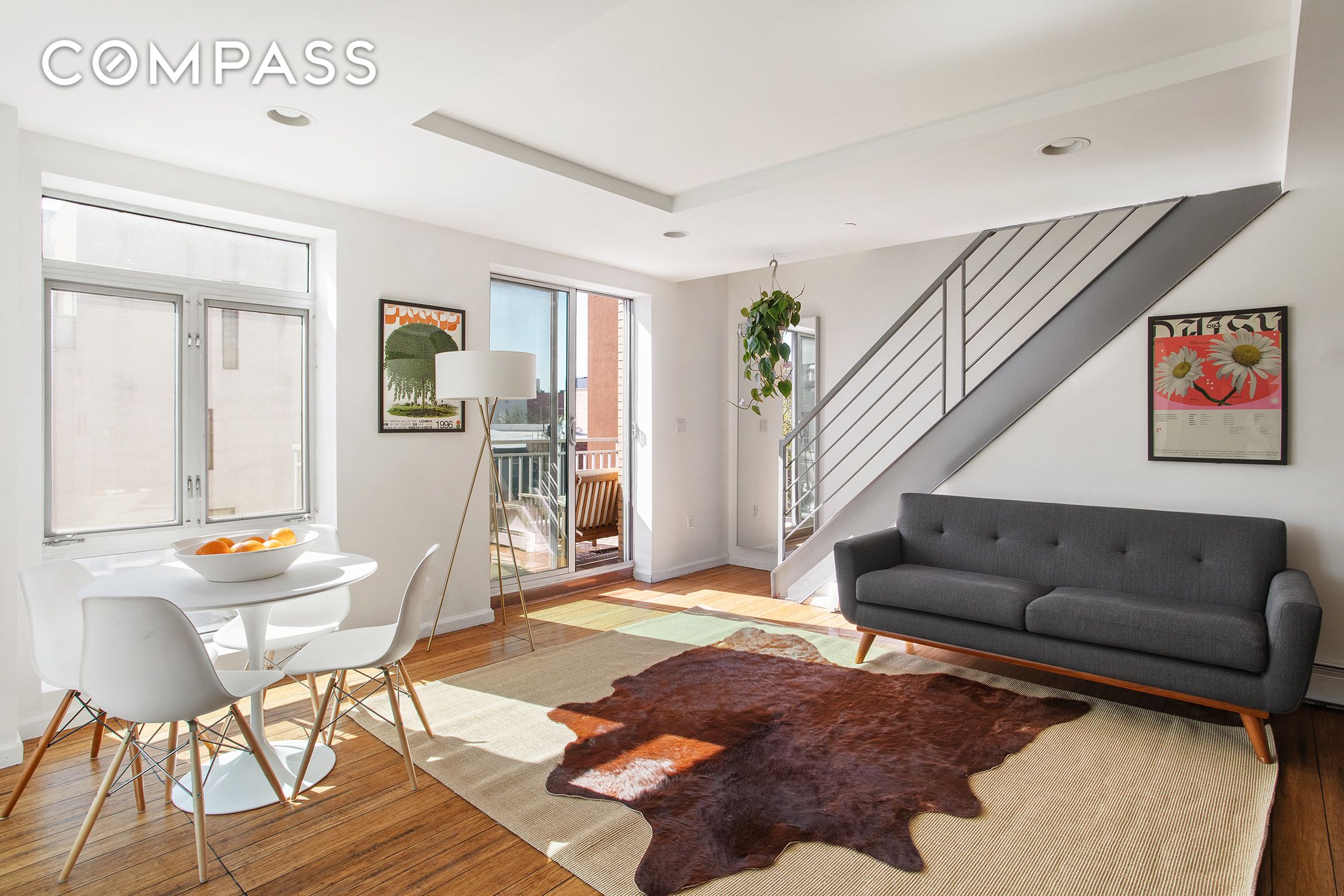 117 Kingsland Avenue 4C, Williamsburg, Brooklyn, New York - 2 Bedrooms  
2 Bathrooms  
4 Rooms - 