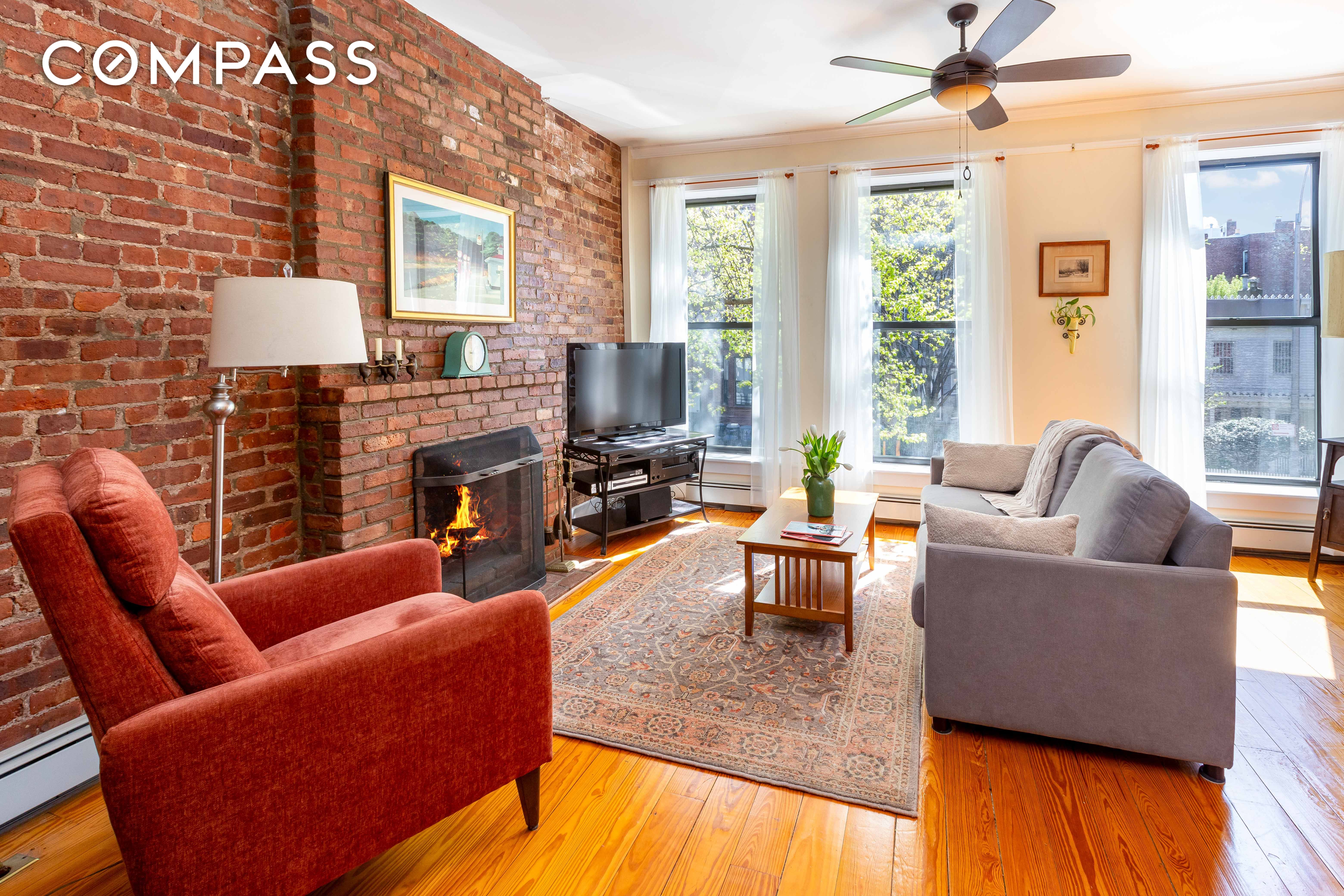 361 12th Street 2, Park Slope, Brooklyn, New York - 2 Bedrooms  
1.5 Bathrooms  
4 Rooms - 