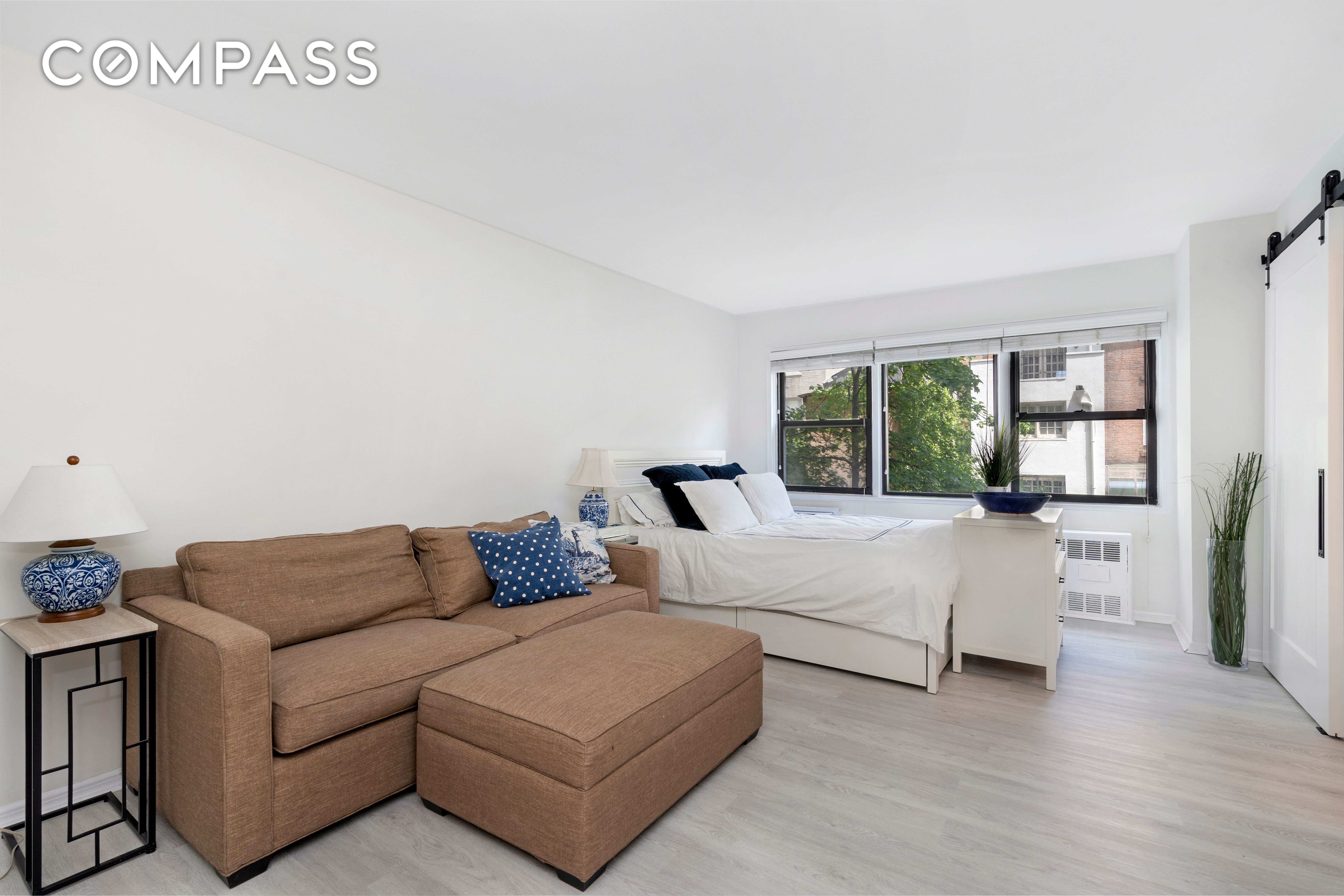 Photo 1 of 205 East 77th Street 3H, Upper East Side, NYC, $429,000, Web #: 1072878626