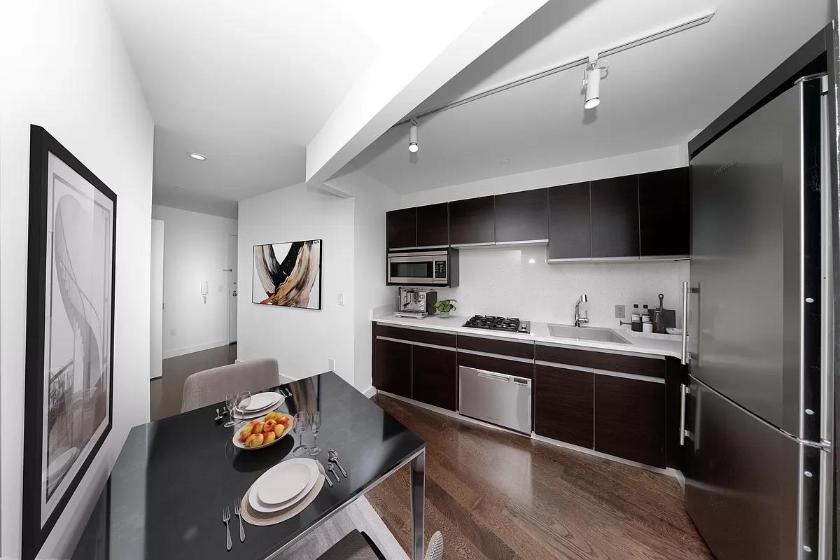 116 John Street 1806, Financial District, Downtown, NYC - 2 Bedrooms  
2 Bathrooms  
5 Rooms - 