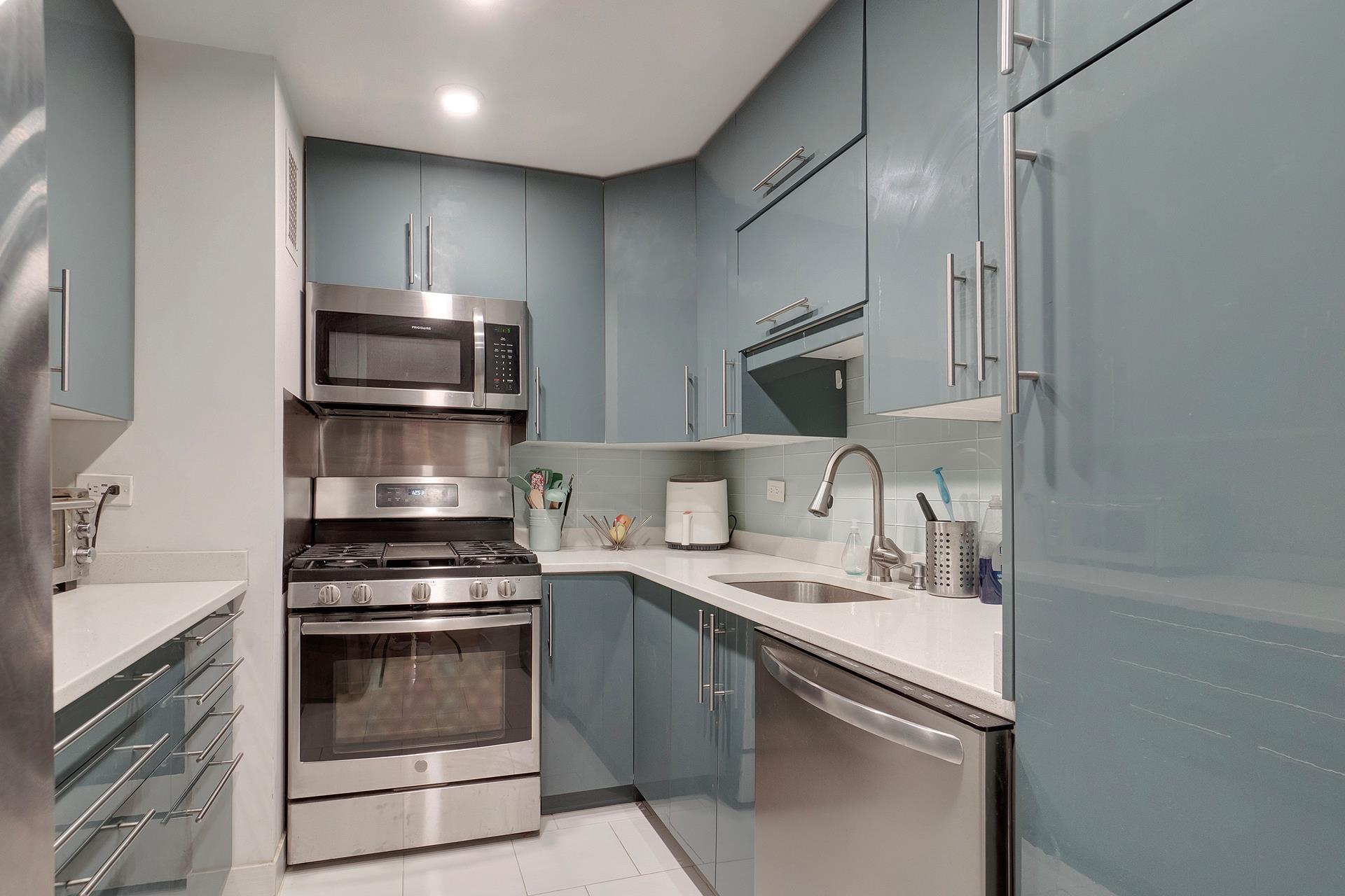 333 Pearl Street 8J, Lower Manhattan, Downtown, NYC - 1 Bedrooms  
1 Bathrooms  
3 Rooms - 