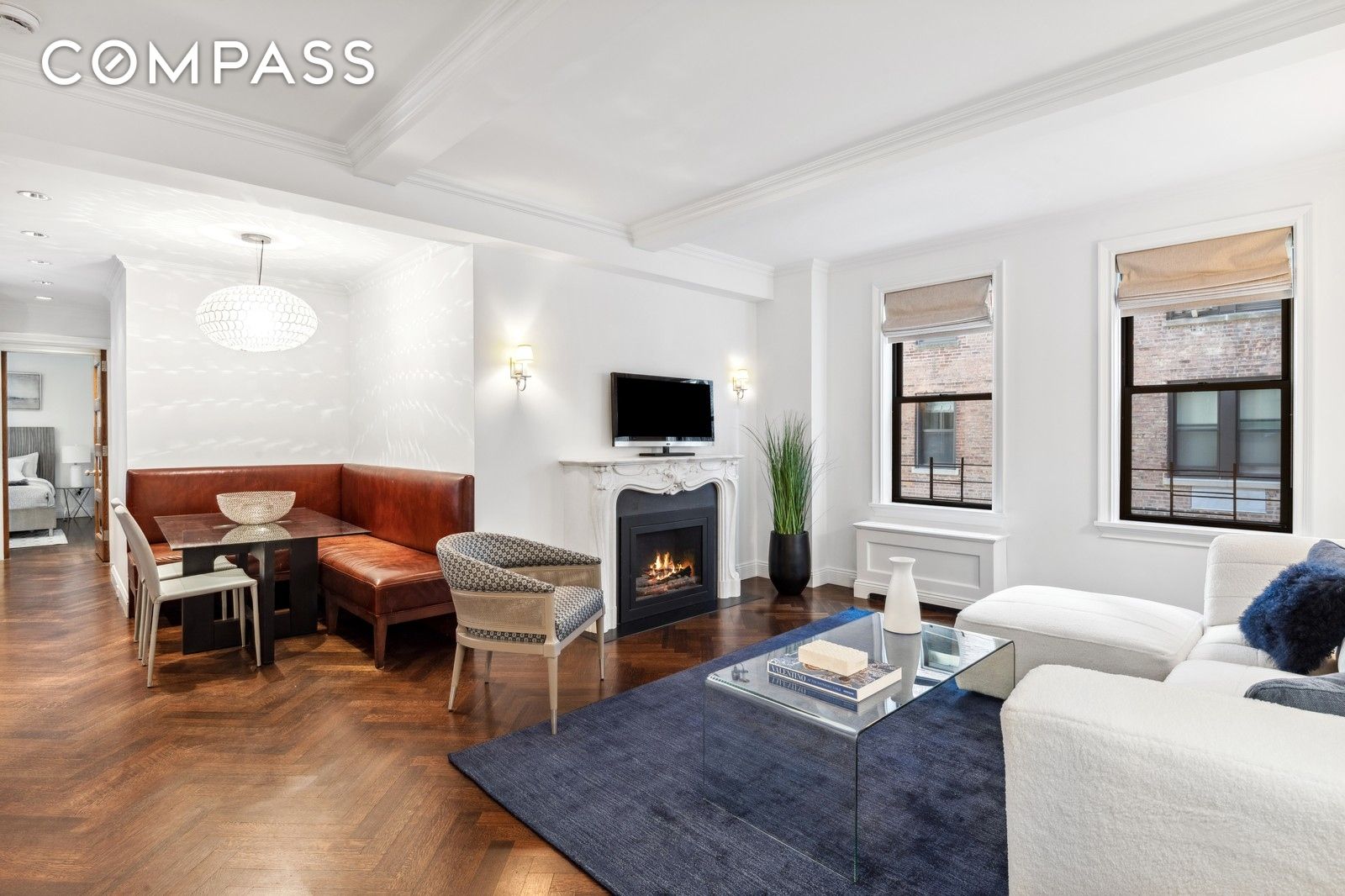 18 West 70th Street 3C, Upper West Side, Upper West Side, NYC - 3 Bedrooms  
2 Bathrooms  
5 Rooms - 