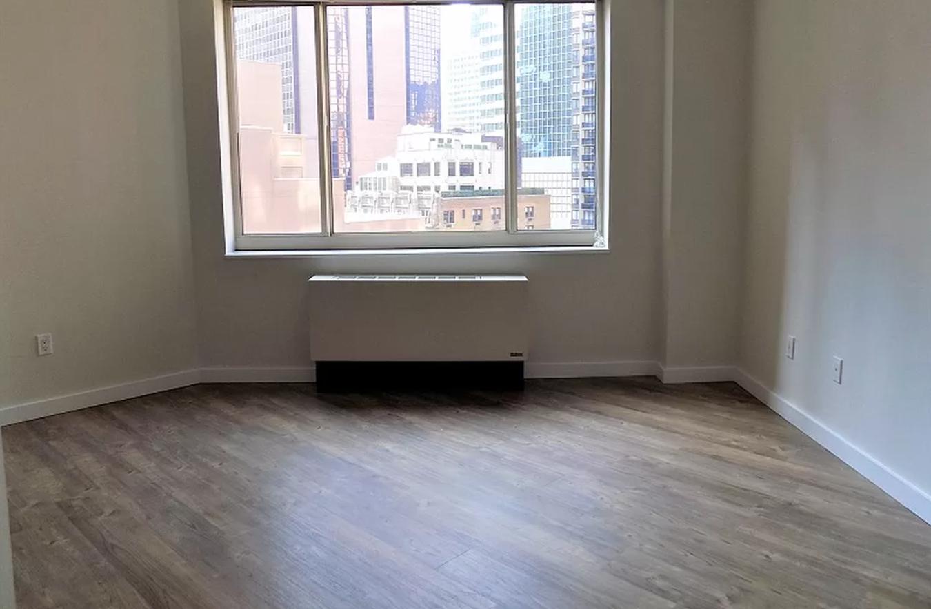 250 West 50th Street 16U, Hell S Kitchen, Midtown West, NYC - 1 Bathrooms  
2 Rooms - 