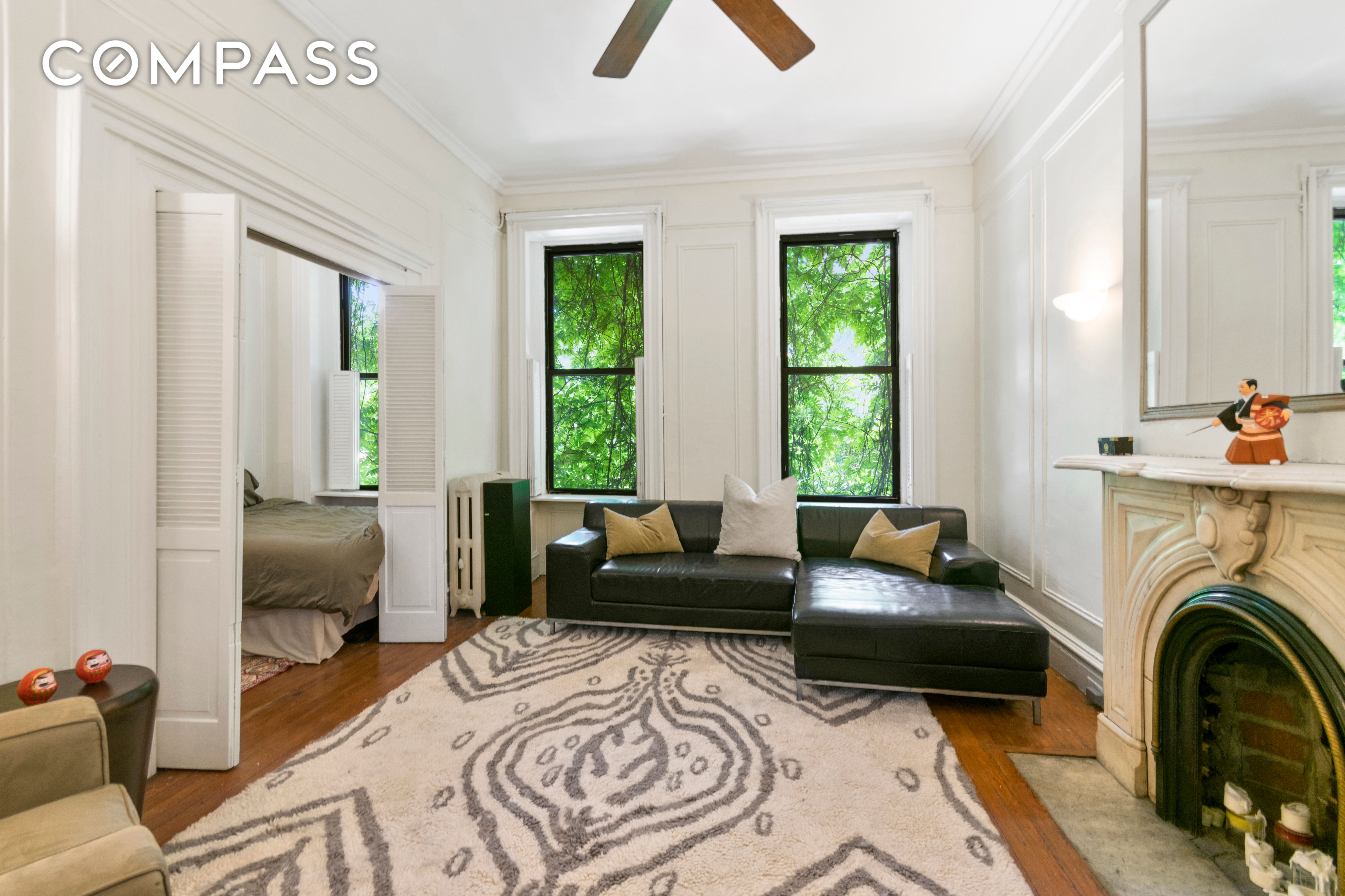 332 West 46th Street 3F, Hell S Kitchen, Midtown West, NYC - 1 Bedrooms  
1 Bathrooms  
3 Rooms - 