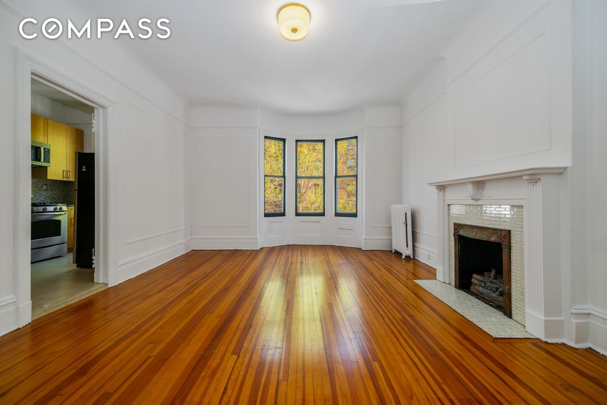 882 Union Street 3A, Park Slope, Brooklyn, New York - 1 Bedrooms  
1 Bathrooms  
3 Rooms - 
