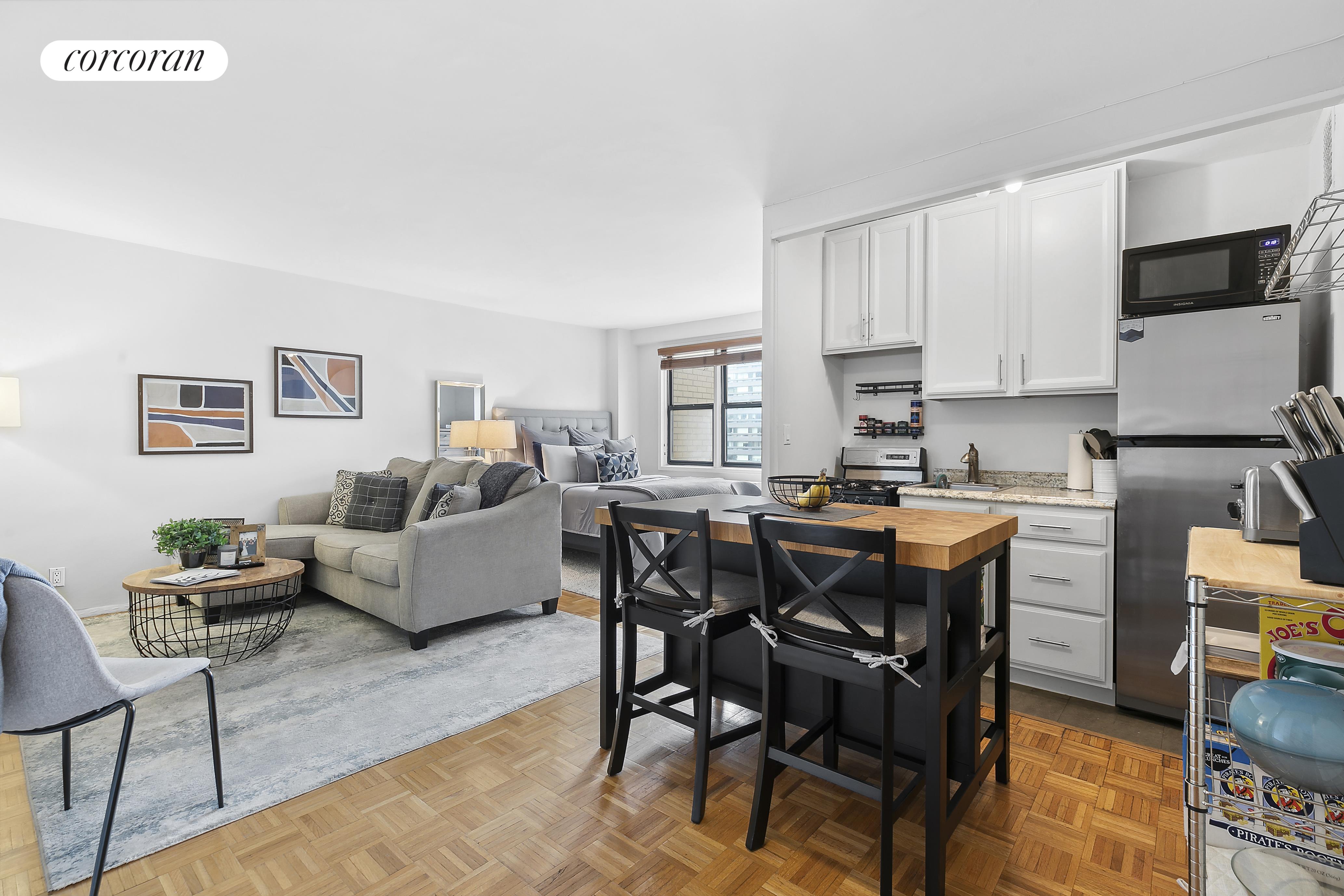145 East 15th Street 6D, Gramercy Park, Downtown, NYC - 1 Bathrooms  
2 Rooms - 