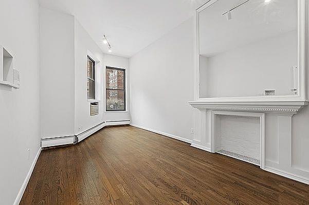 165 West 95th Street 1-S, Upper West Side, Upper West Side, NYC - 1 Bathrooms  
2 Rooms - 