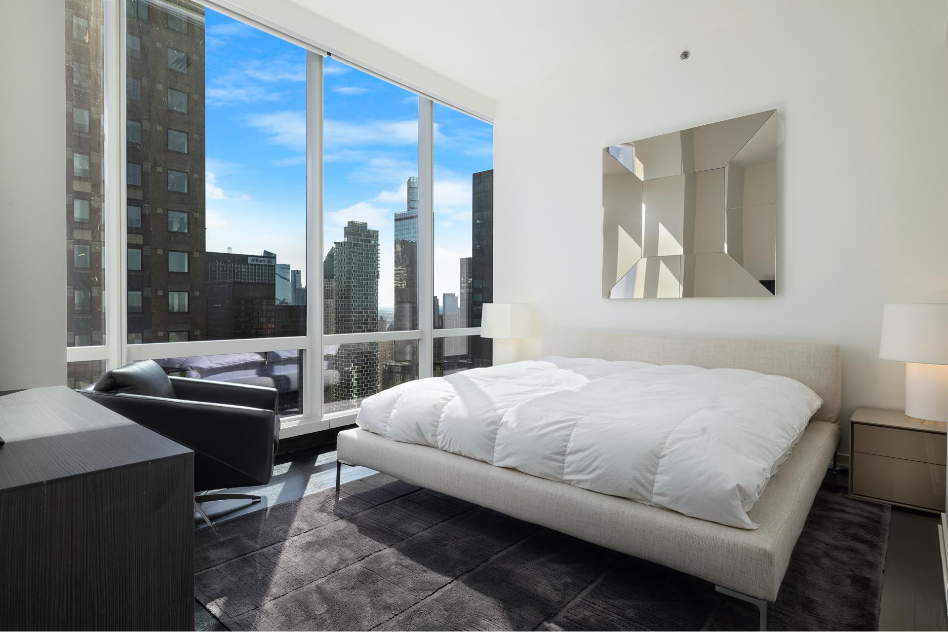 157 West 57th Street 49C, Central Park South, Midtown West, NYC - 4 Bedrooms  
4.5 Bathrooms  
7 Rooms - 