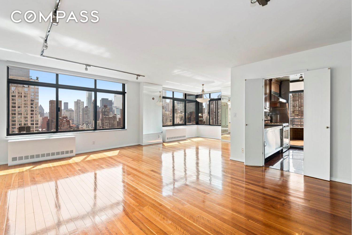 Photo 1 of 400 East 70th Street 2402, Upper East Side, NYC, $7,500, Web #: 1073169597