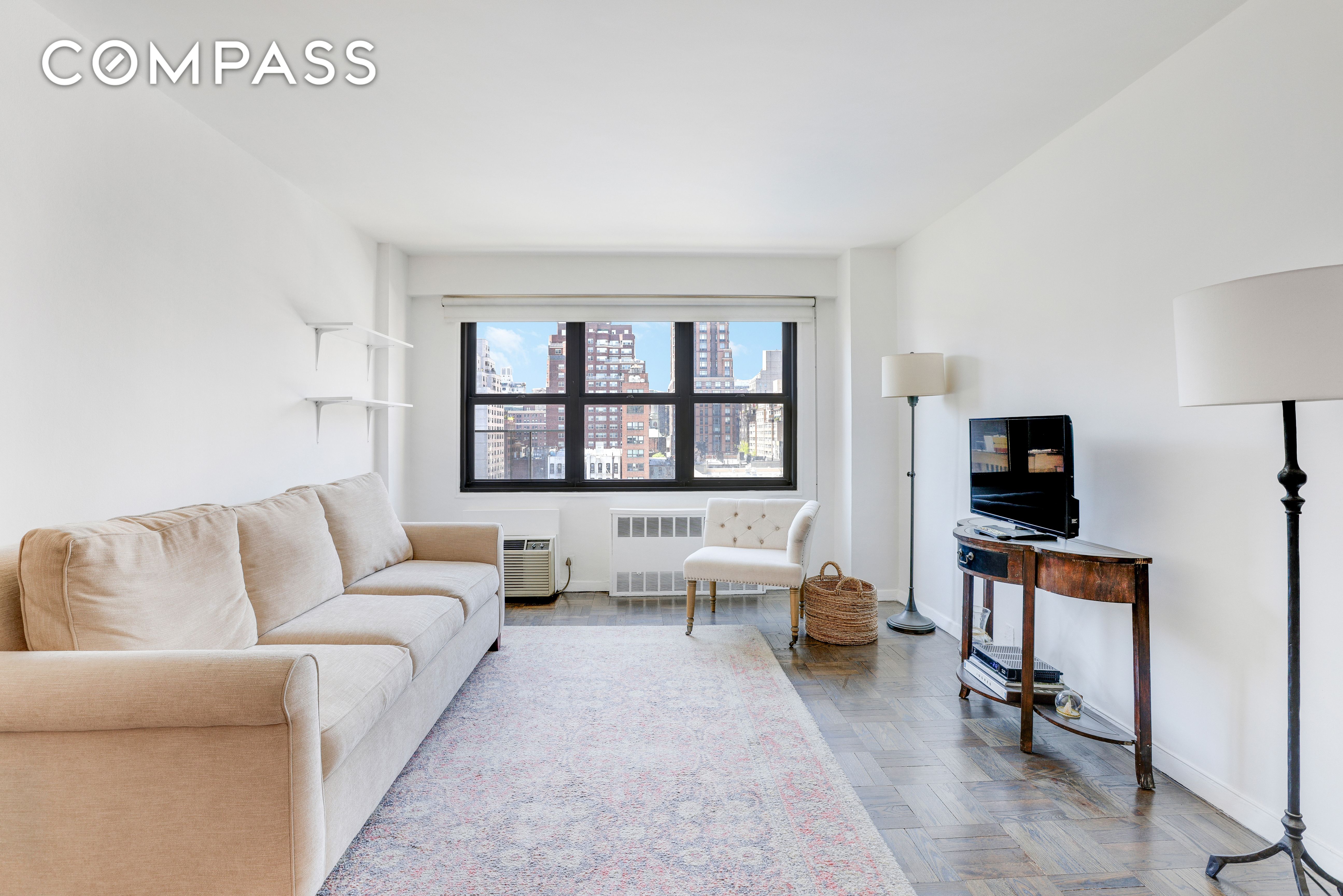 240 East 76th Street 10T, Lenox Hill, Upper East Side, NYC - 1 Bathrooms  
2 Rooms - 